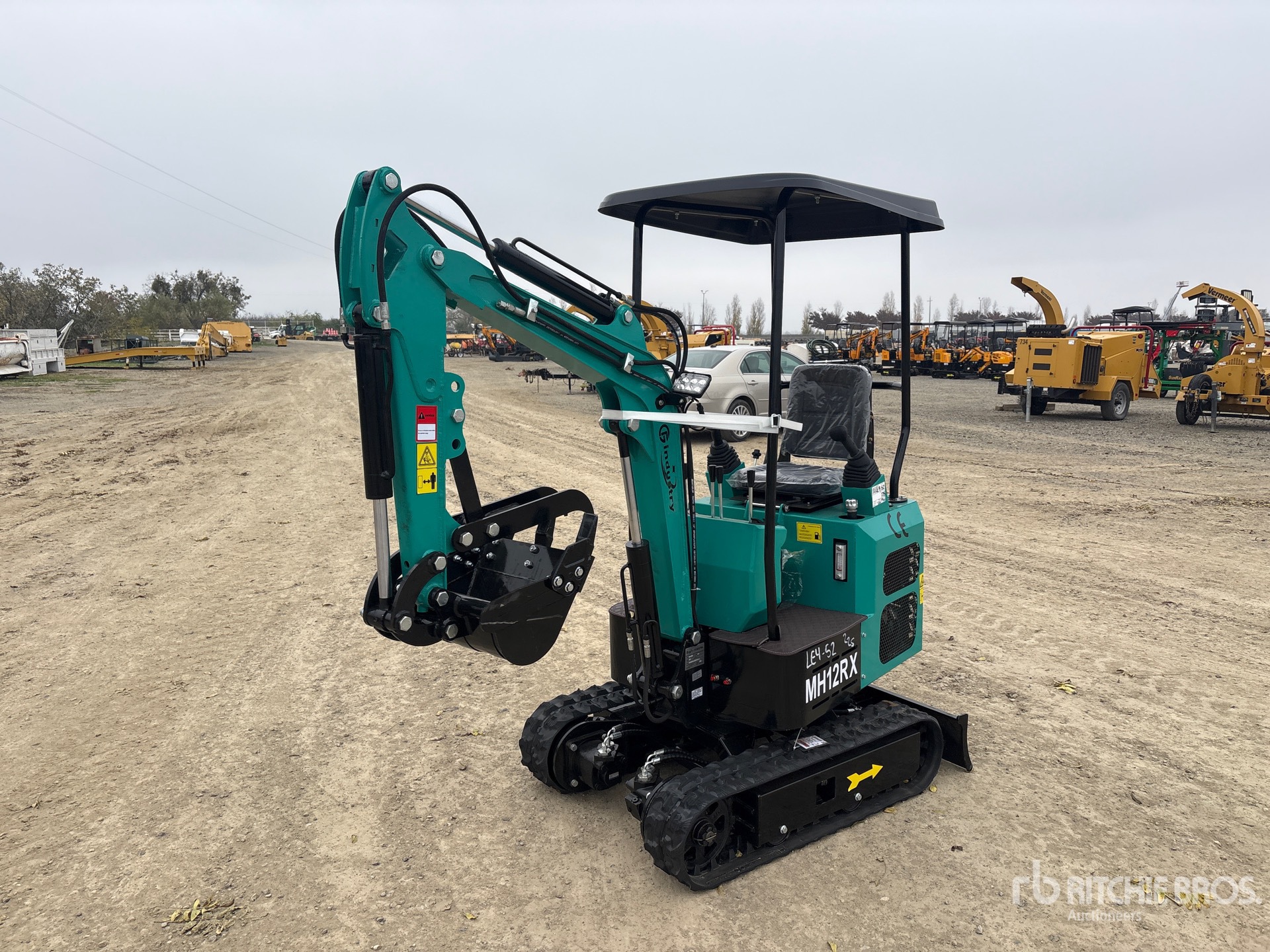 General Appearance with Picture, Left Front Corner