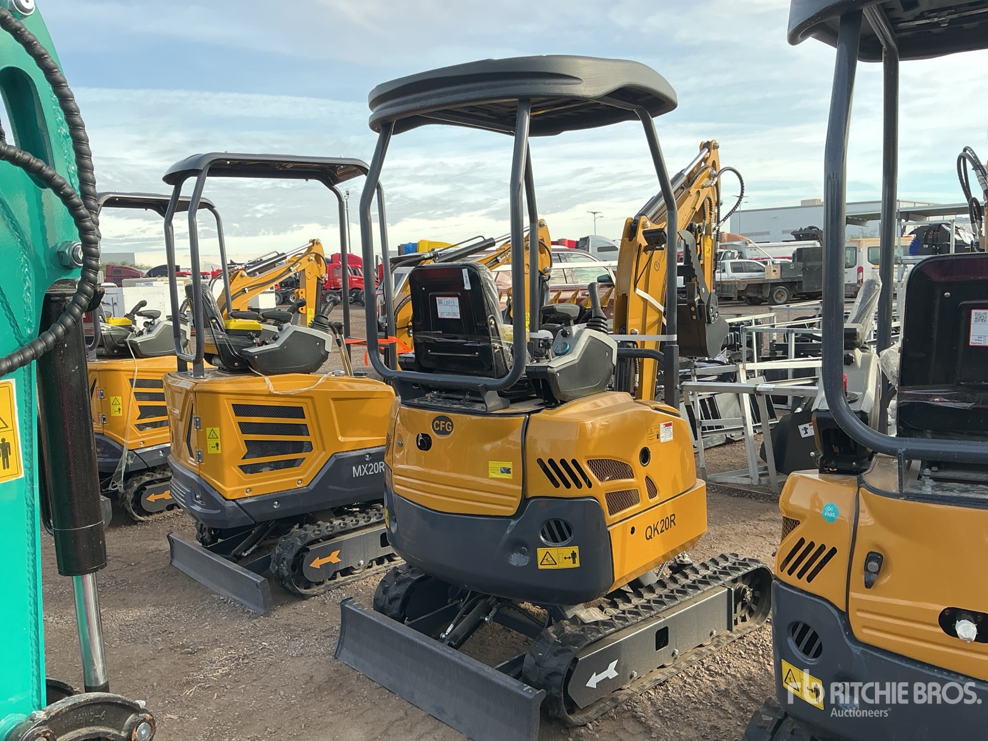 General Appearance with Imagen: esquina trasera derecha