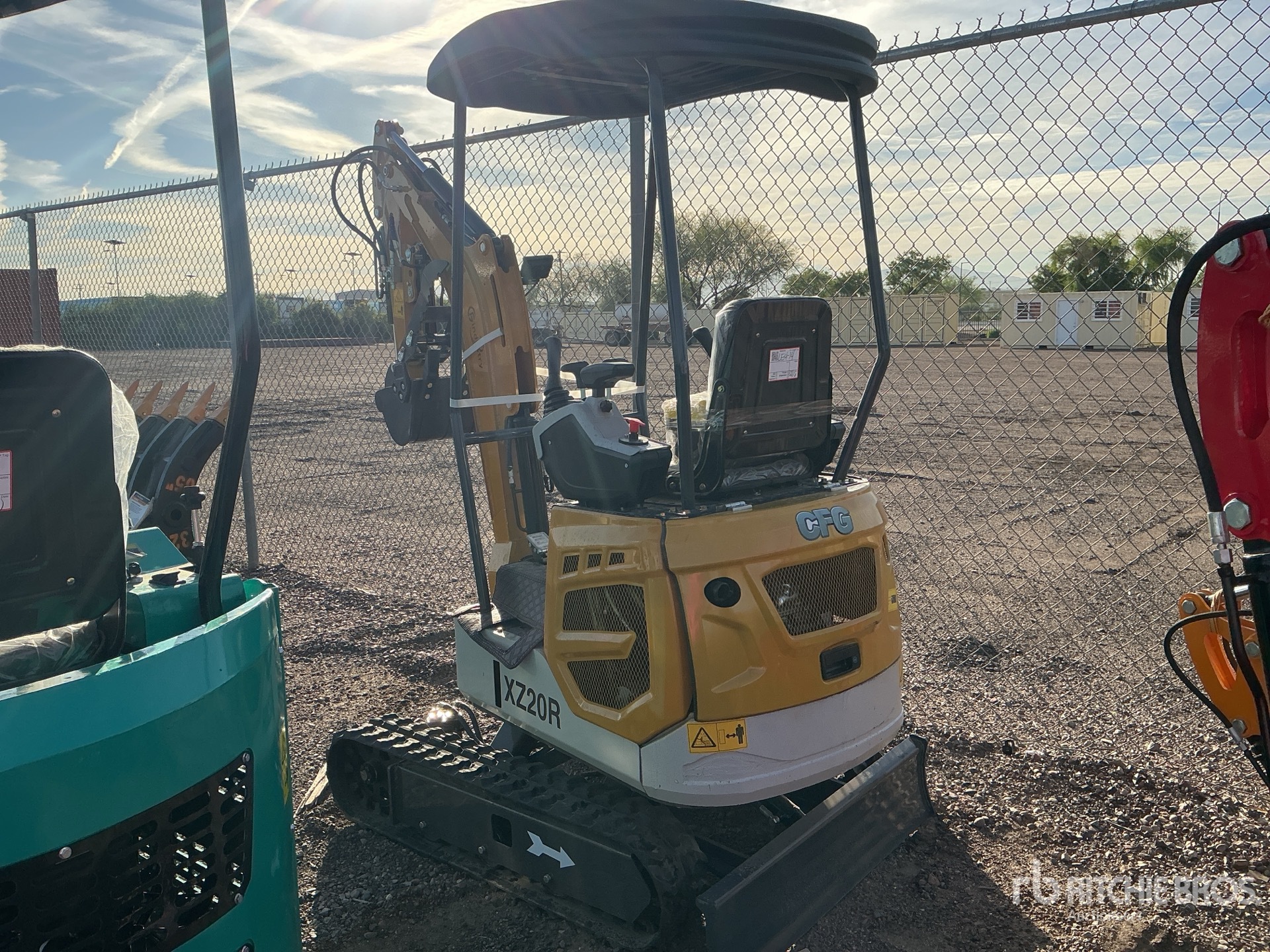 General Appearance with Imagen: esquina trasera izquierda