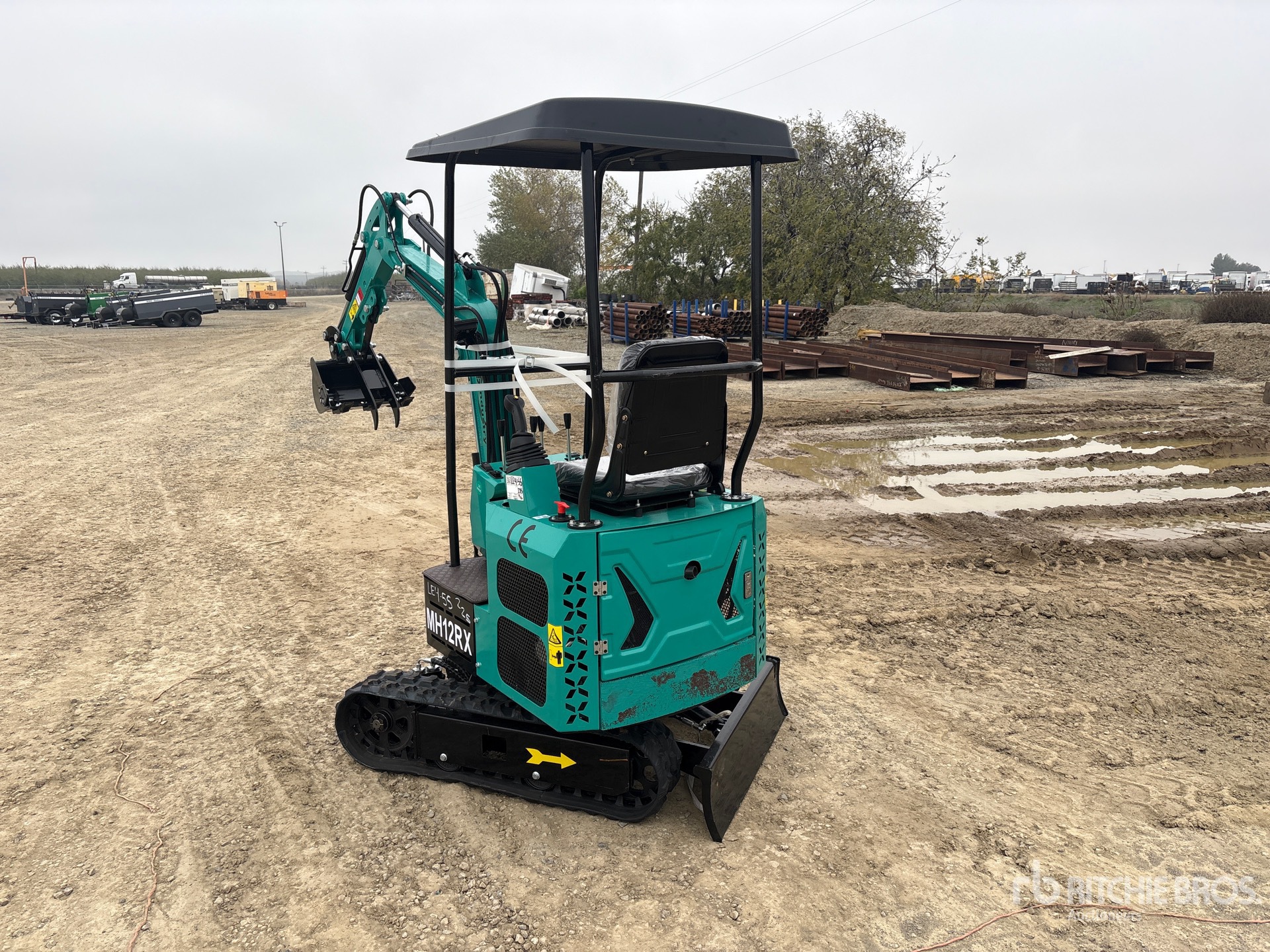 General Appearance with Picture, Left Rear Corner