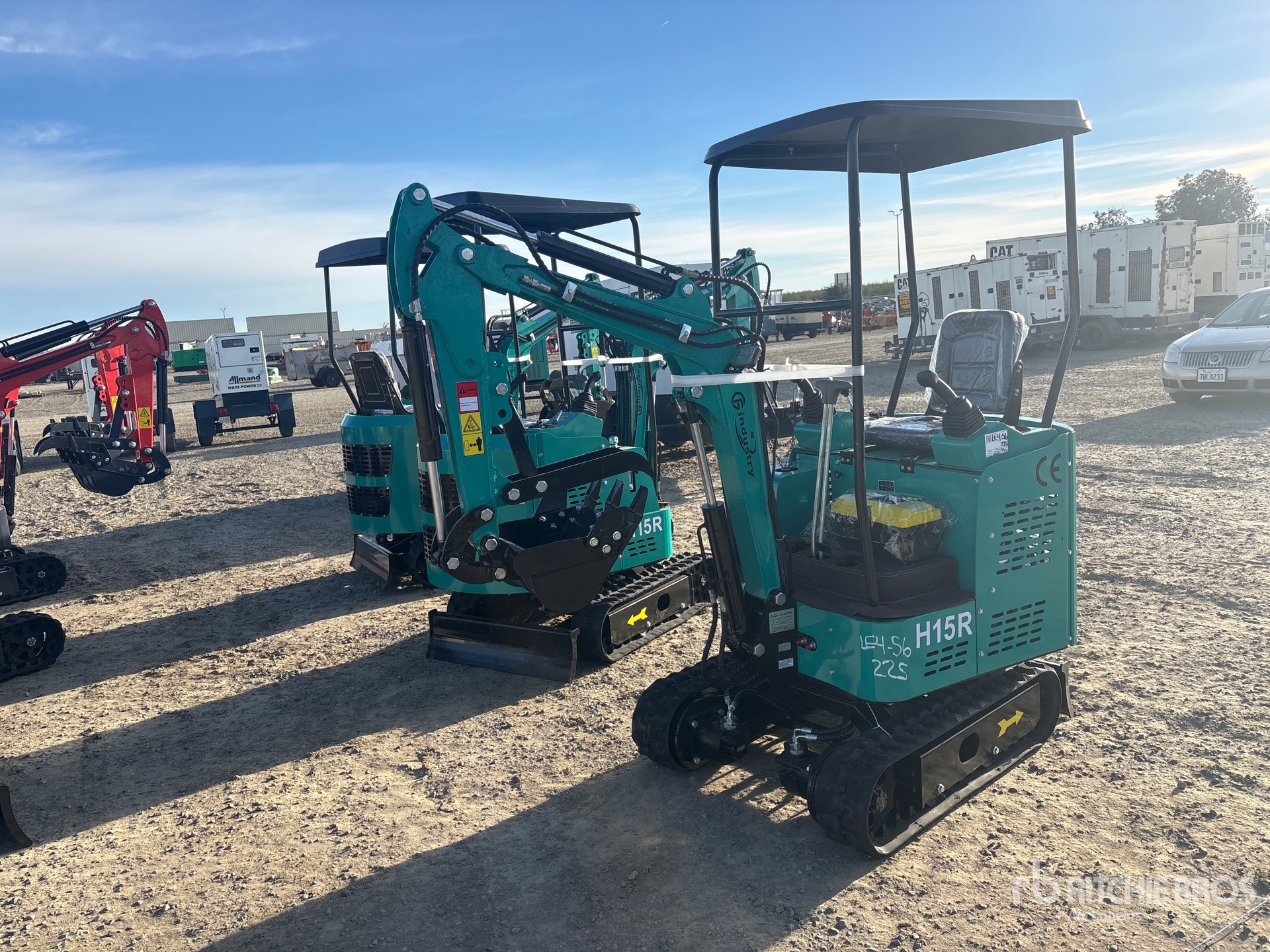 General Appearance with Picture, Left Front Corner