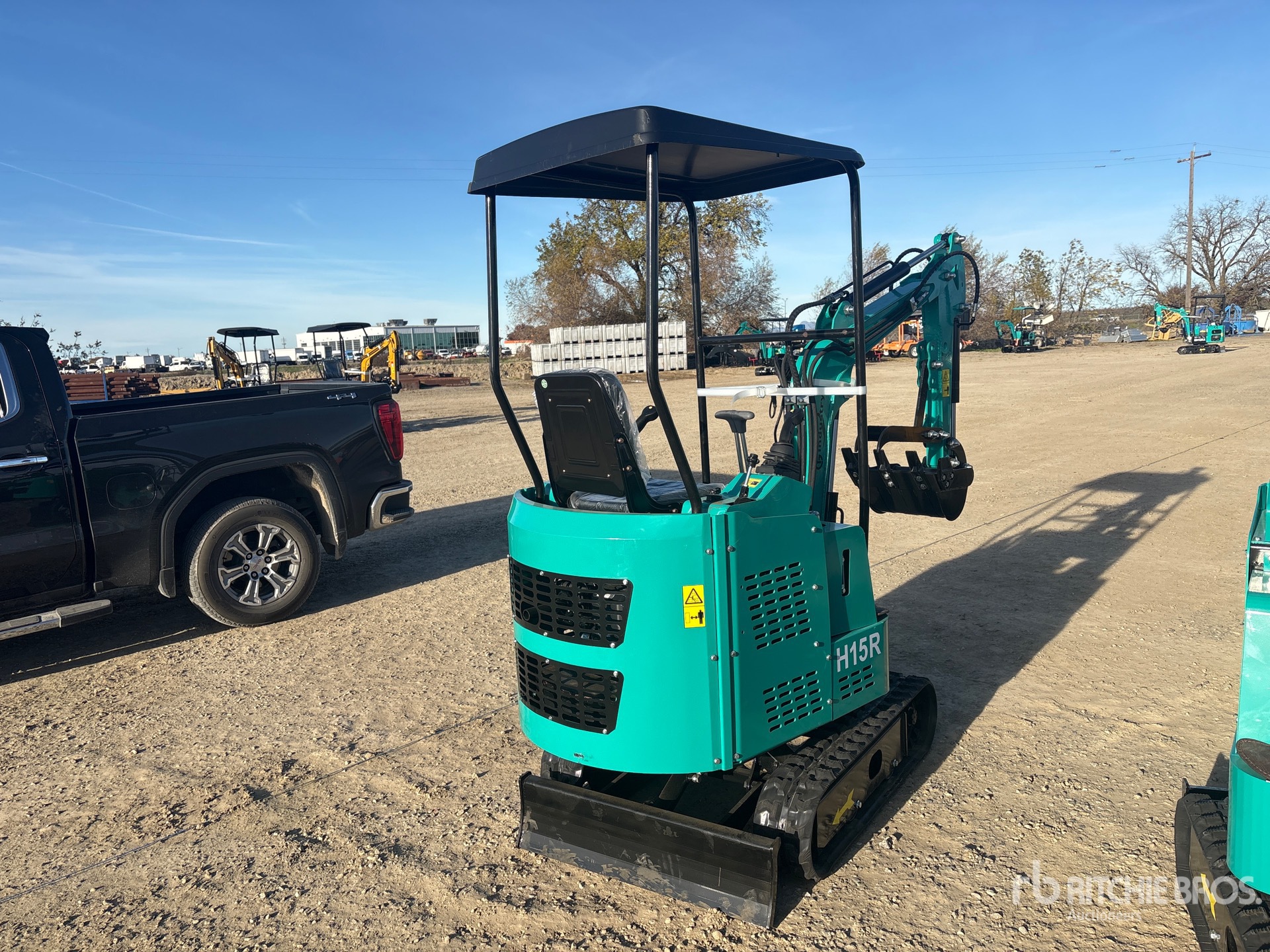 General Appearance with Picture, Right Rear Corner