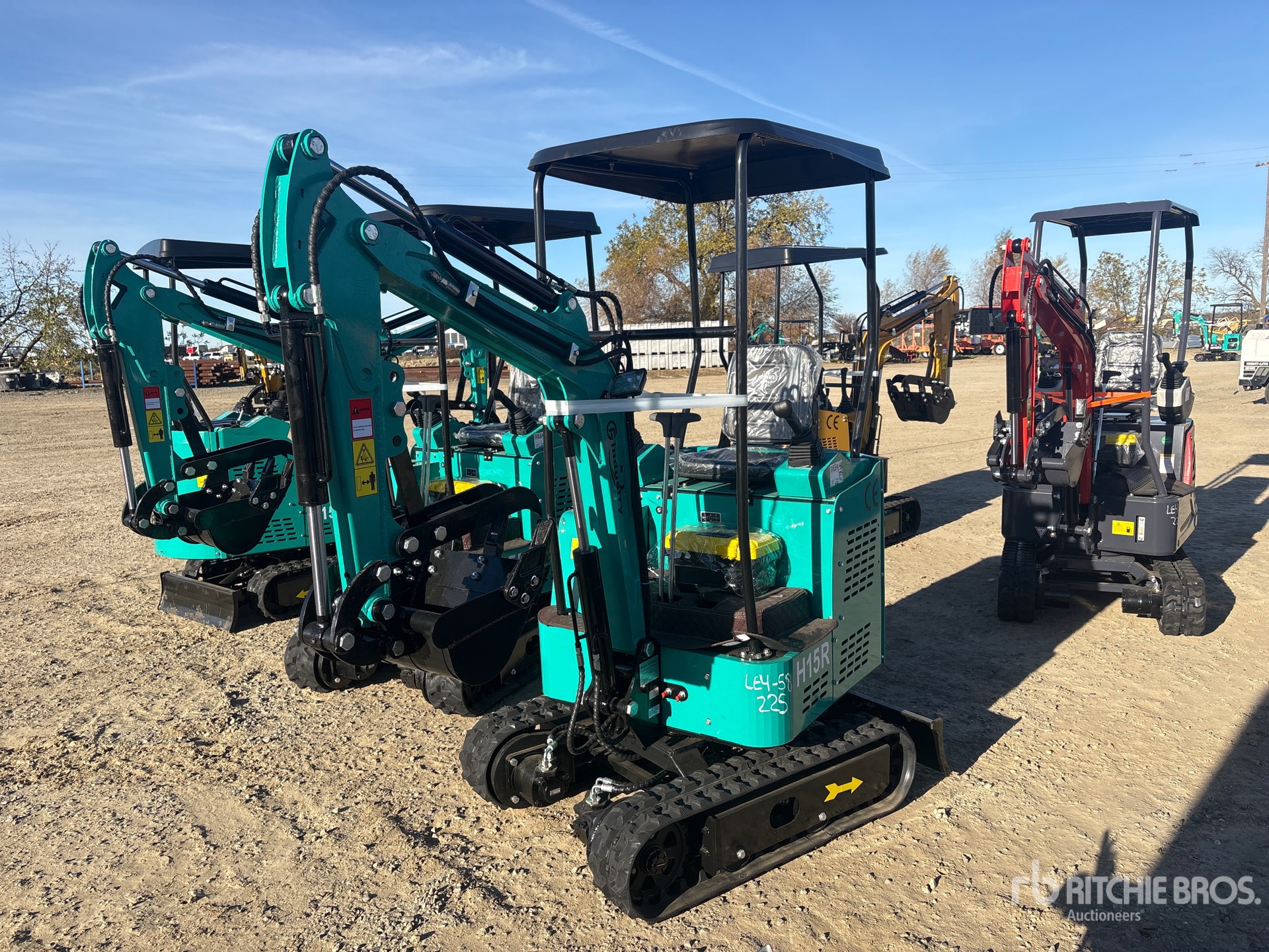 General Appearance with Picture, Left Front Corner