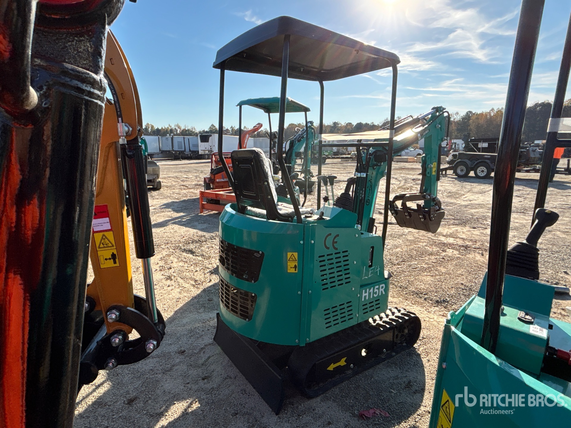 General Appearance with Picture, Right Rear Corner