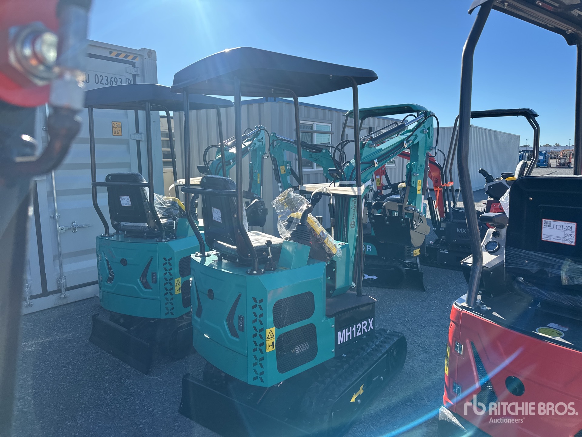 General Appearance with Picture, Right Rear Corner