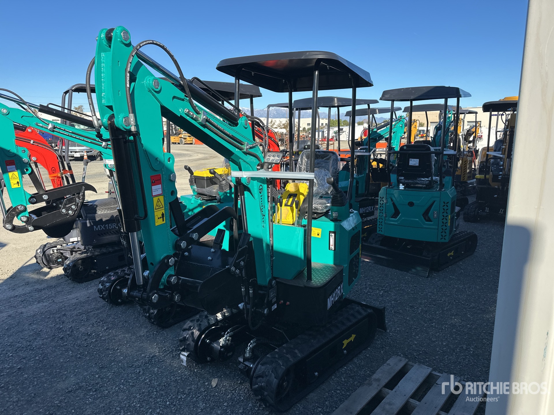 General Appearance with Picture, Left Front Corner