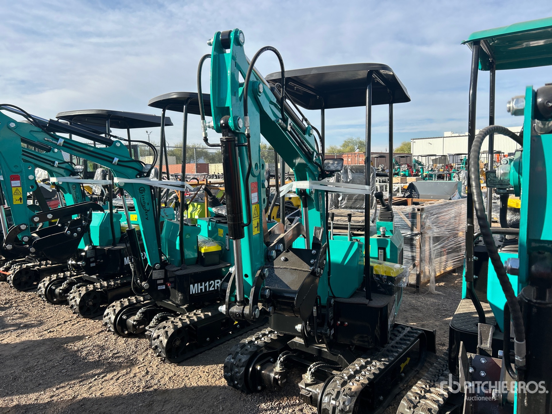 General Appearance with Featured Photo