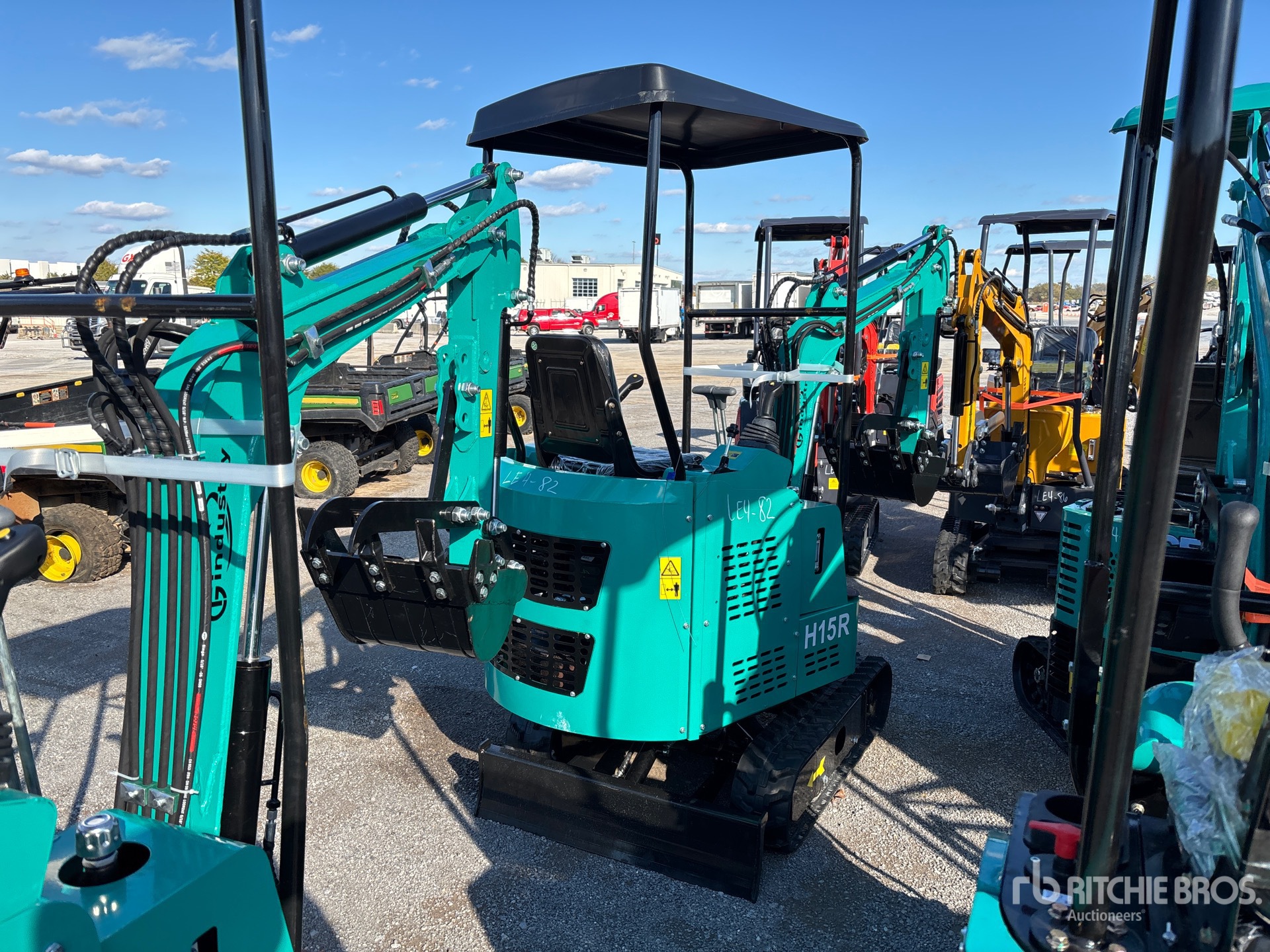 General Appearance with Picture, Right Rear Corner