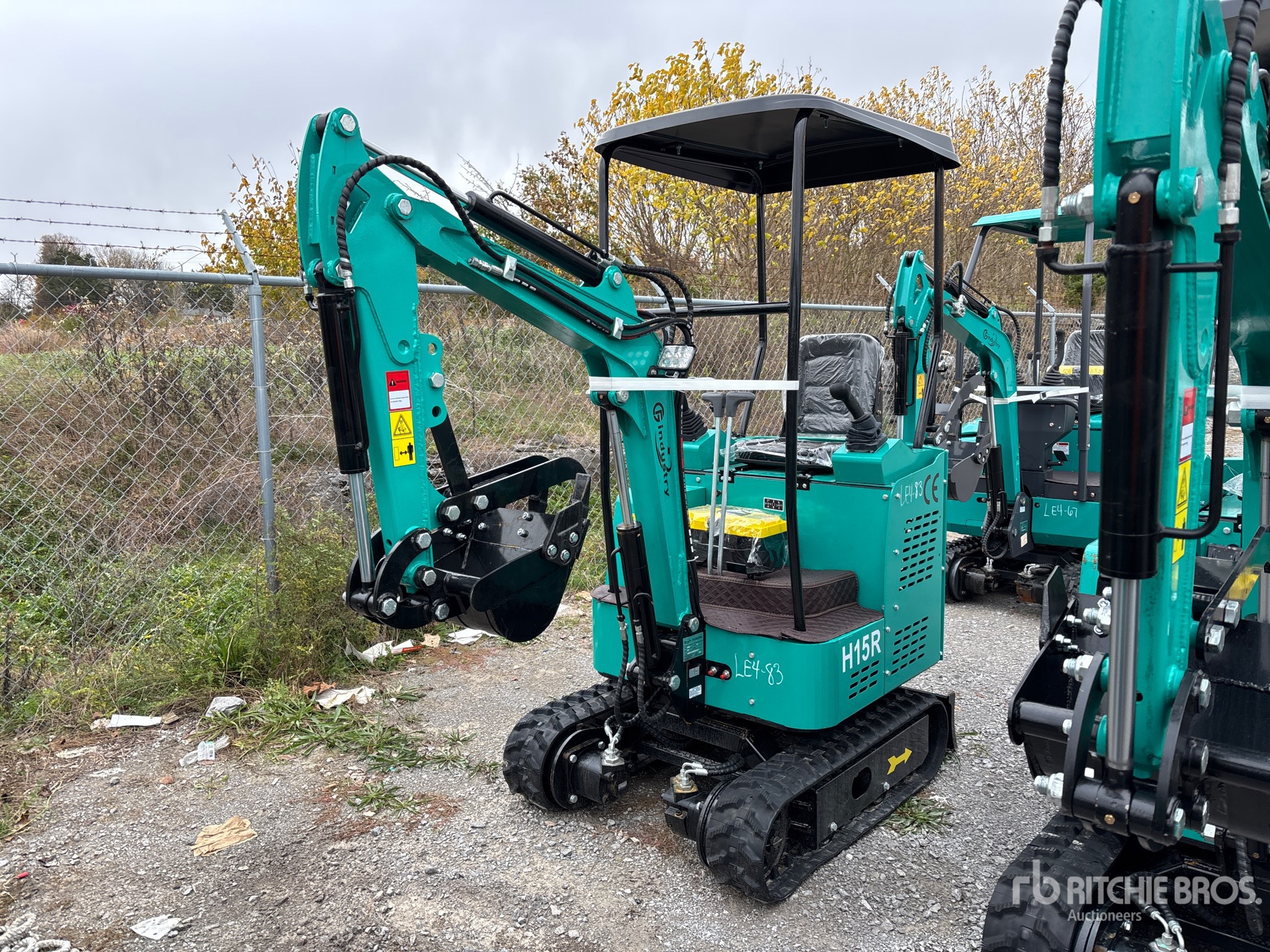 General Appearance with Picture, Left Front Corner