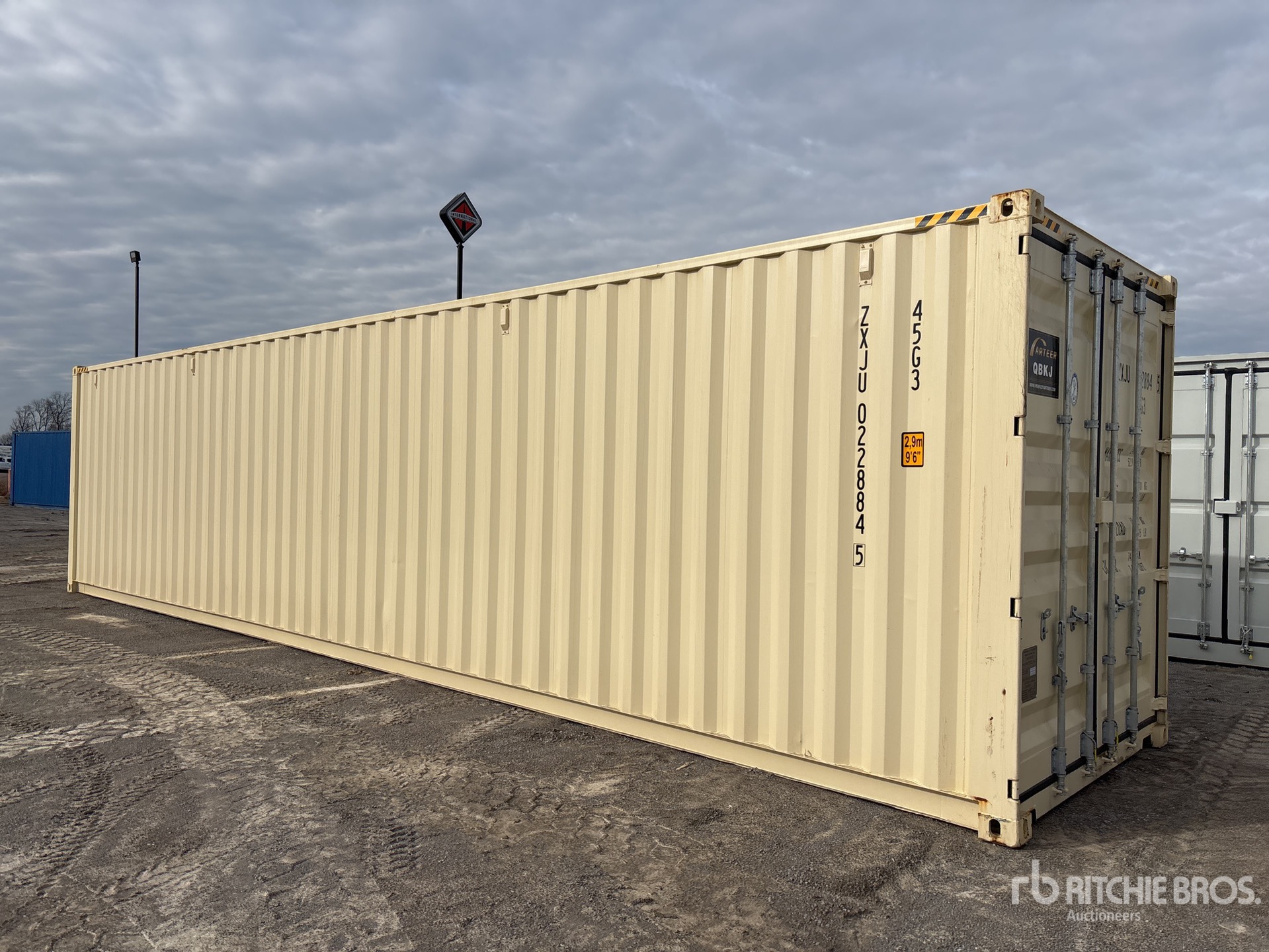 General Appearance with Picture, Right Front Corner