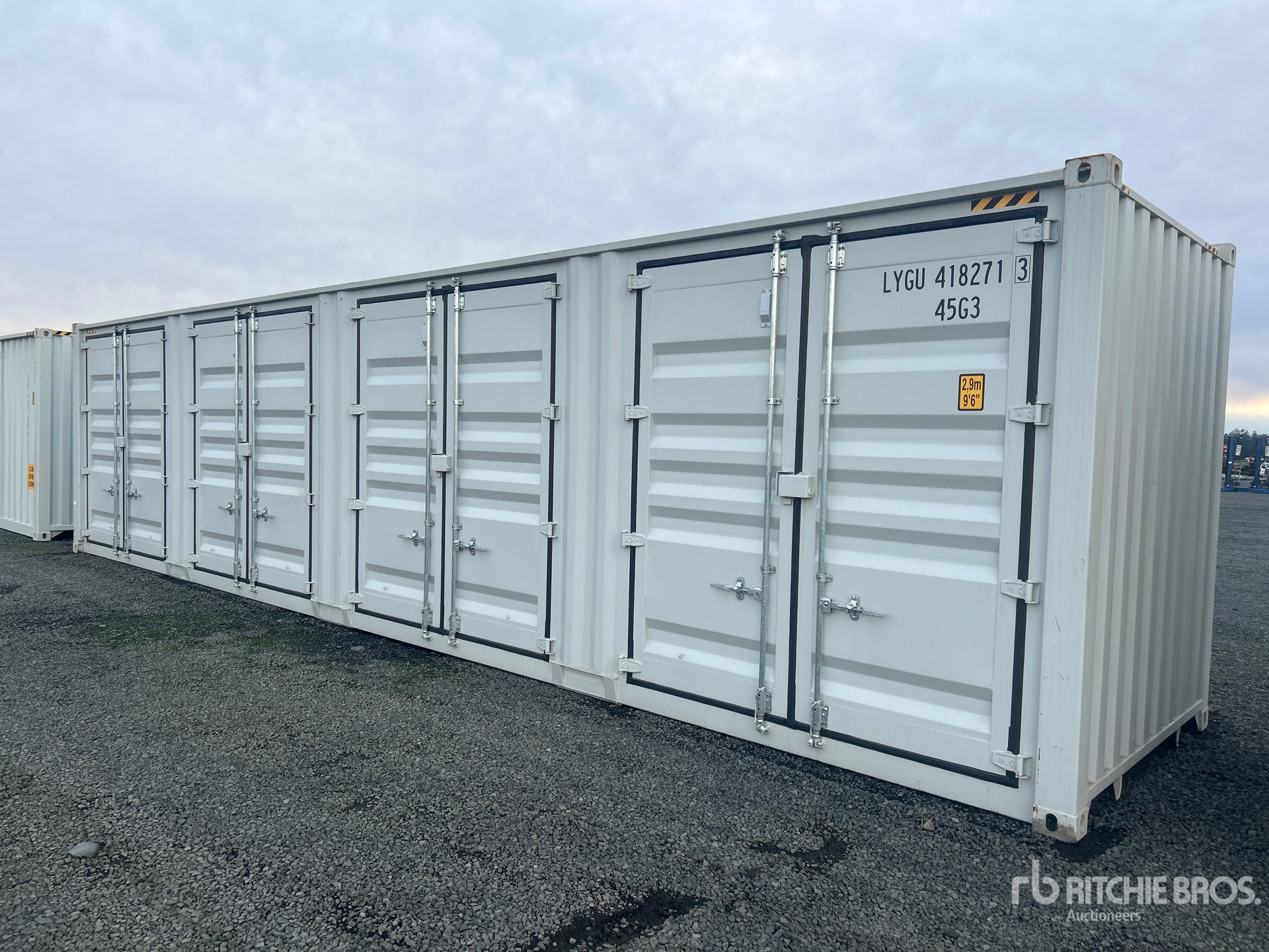 General Appearance with Picture, Right Front Corner