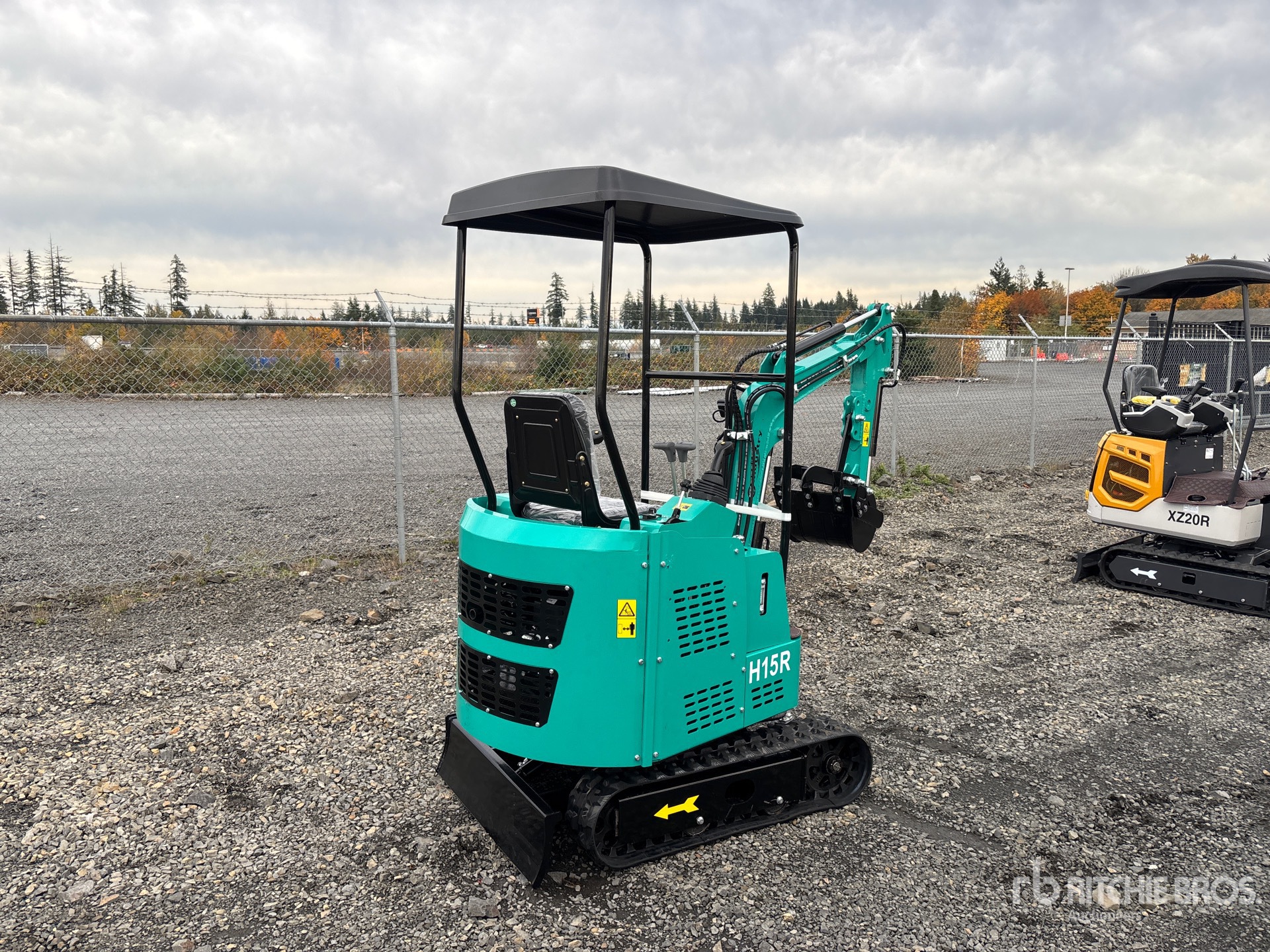 General Appearance with Picture, Right Rear Corner