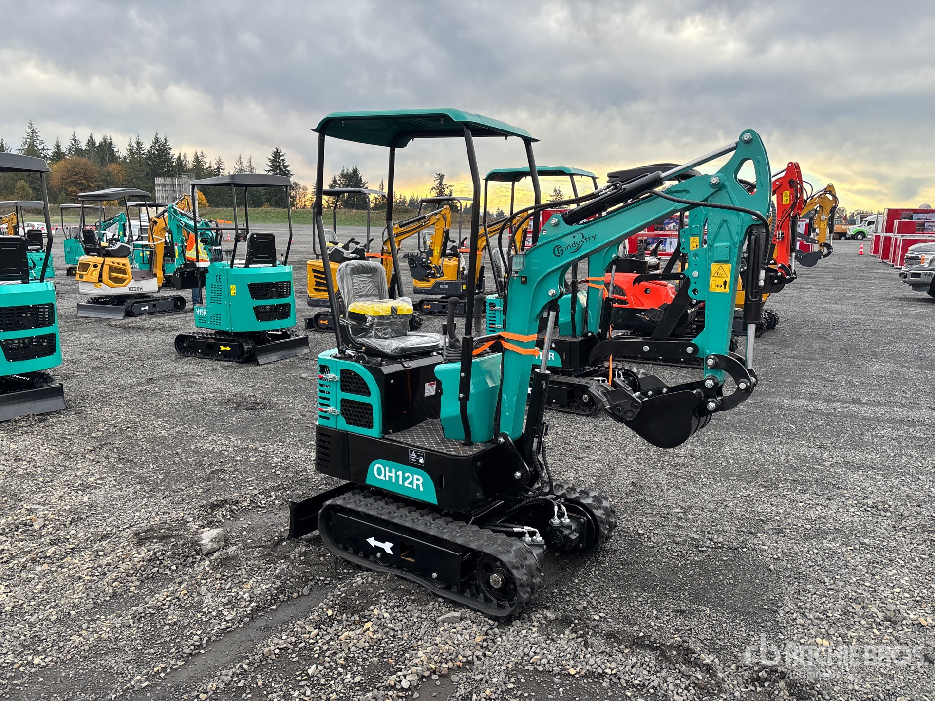 General Appearance with Picture, Right Front Corner