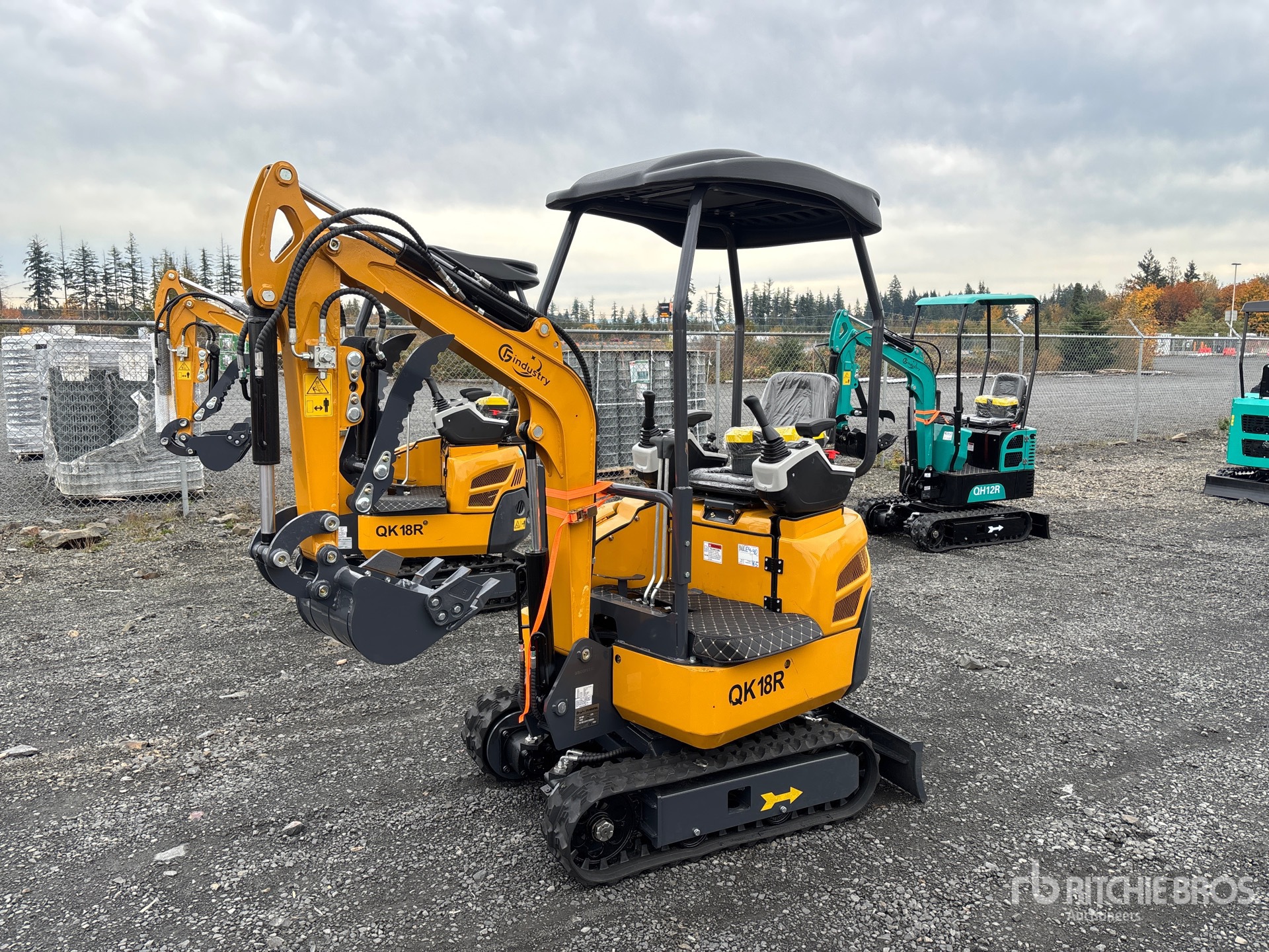 General Appearance with Featured Photo