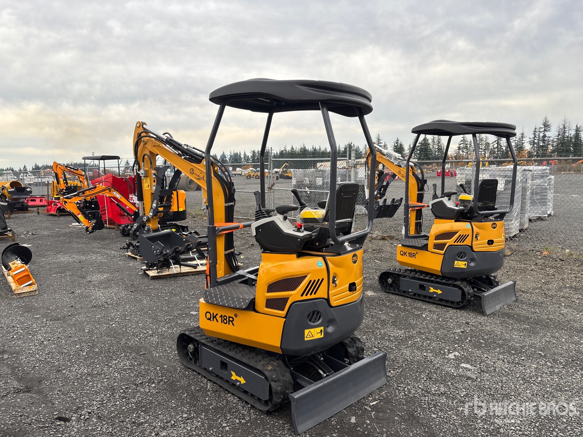 General Appearance with Picture, Left Rear Corner