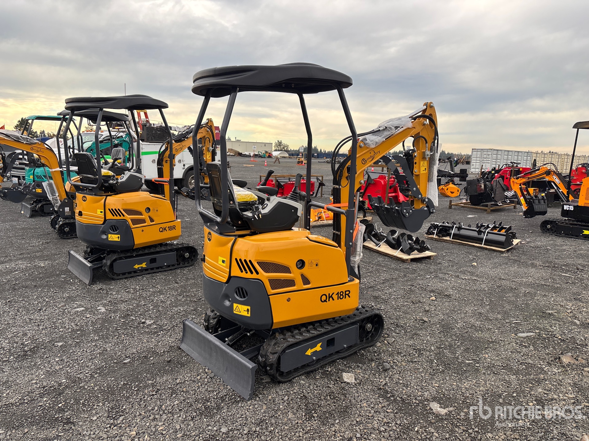 General Appearance with Picture, Right Rear Corner