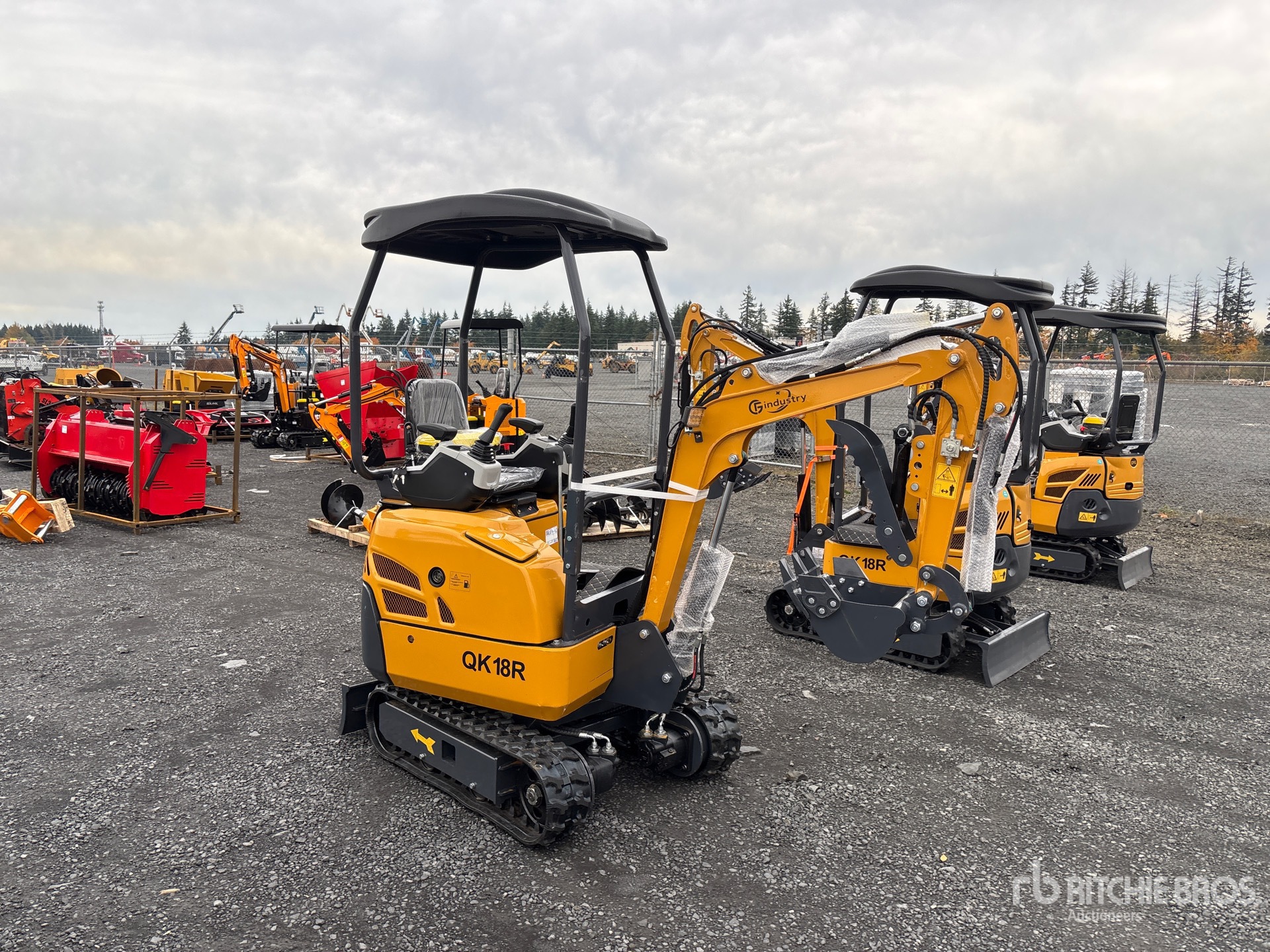 General Appearance with Picture, Right Front Corner