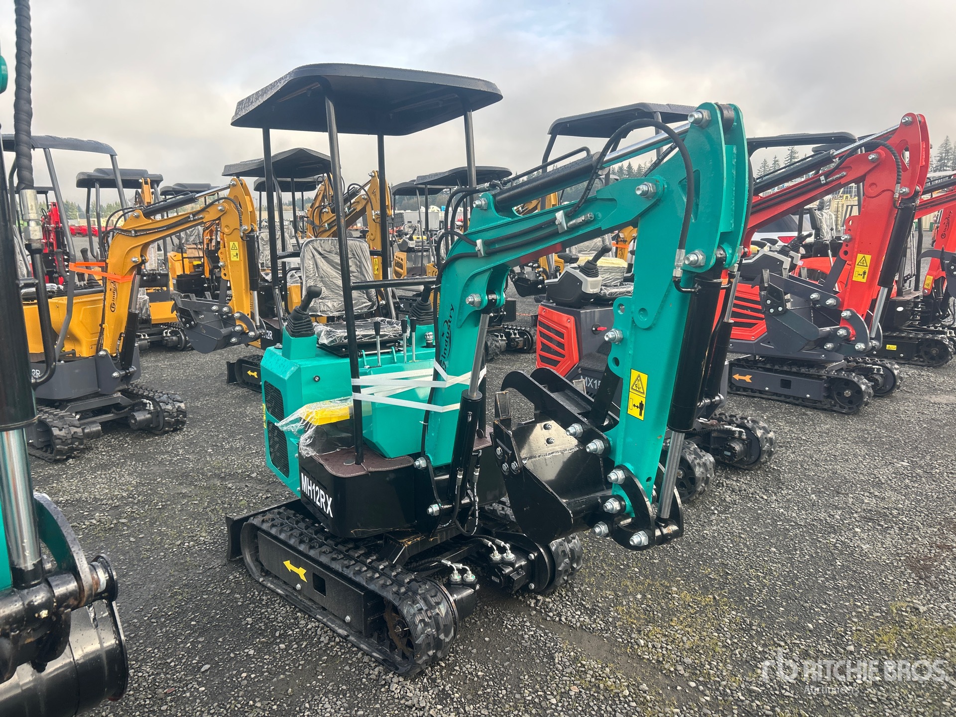 General Appearance with Picture, Right Front Corner