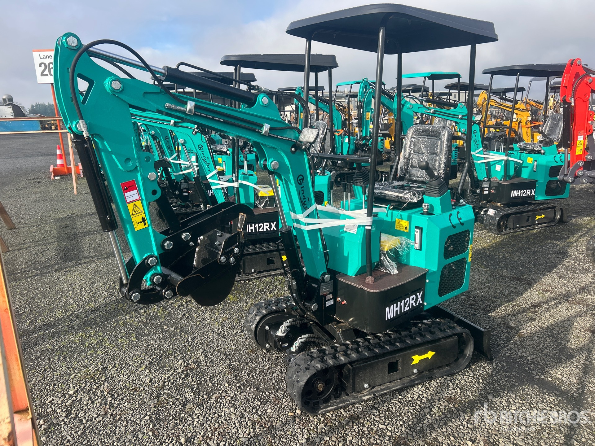 General Appearance with Picture, Left Front Corner