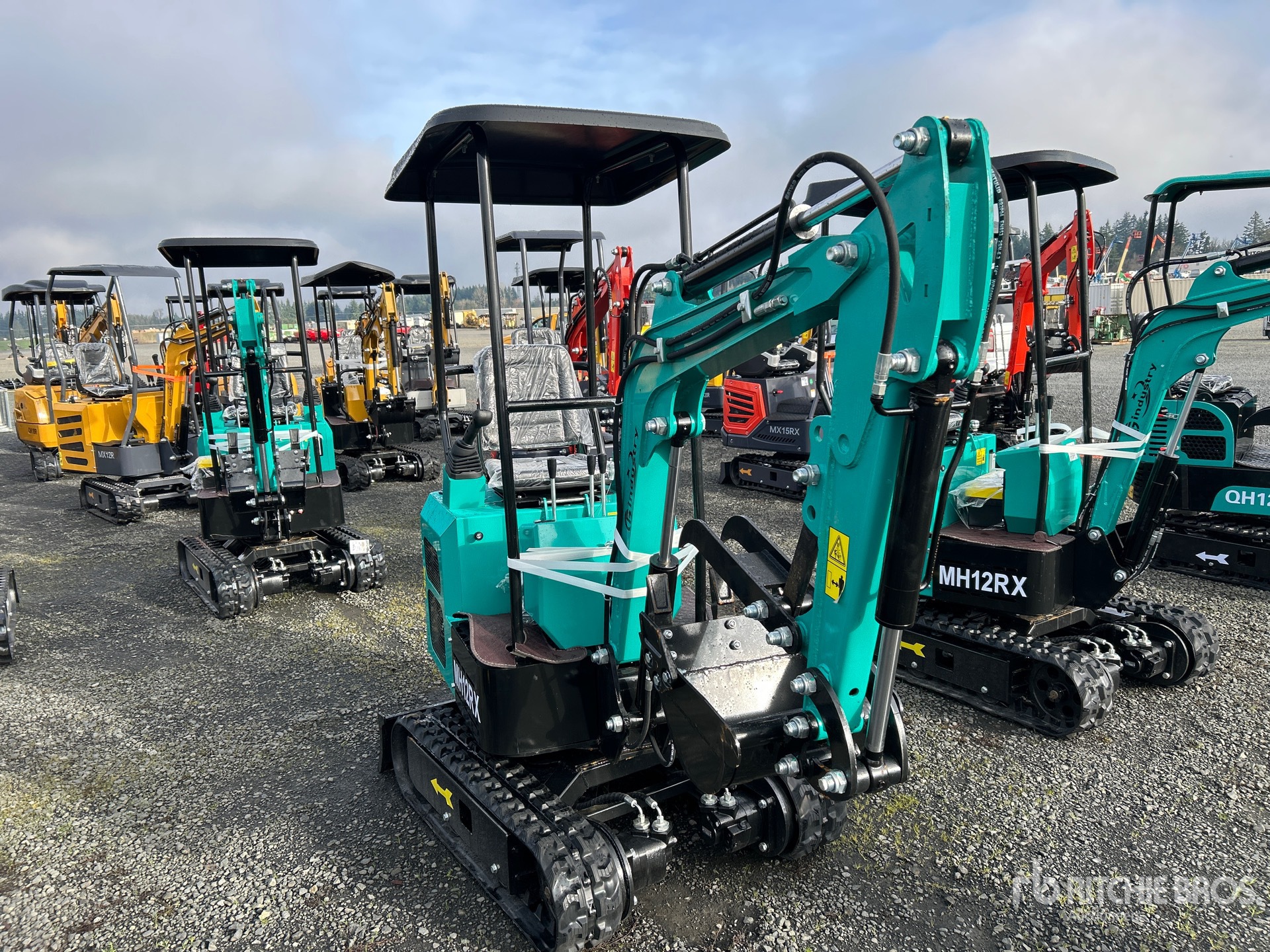 General Appearance with Picture, Right Front Corner