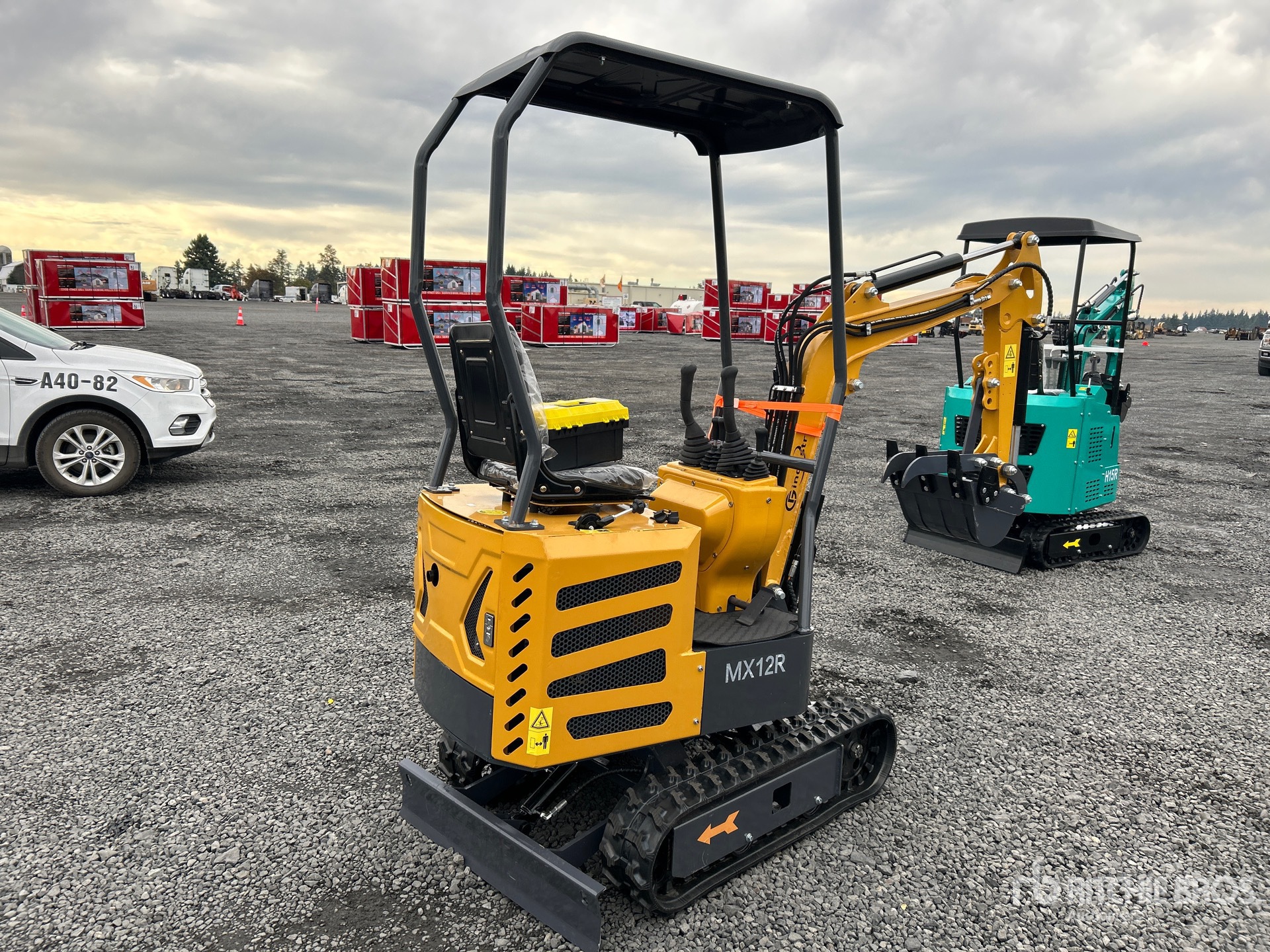 General Appearance with Picture, Right Rear Corner