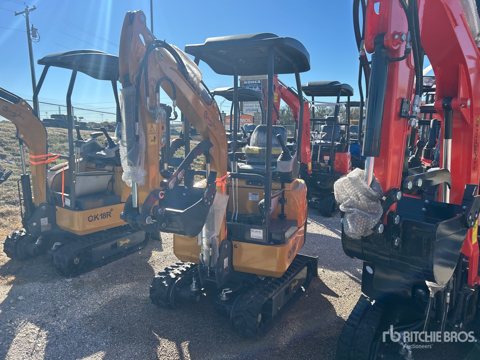 General Appearance with Picture, Left Front Corner