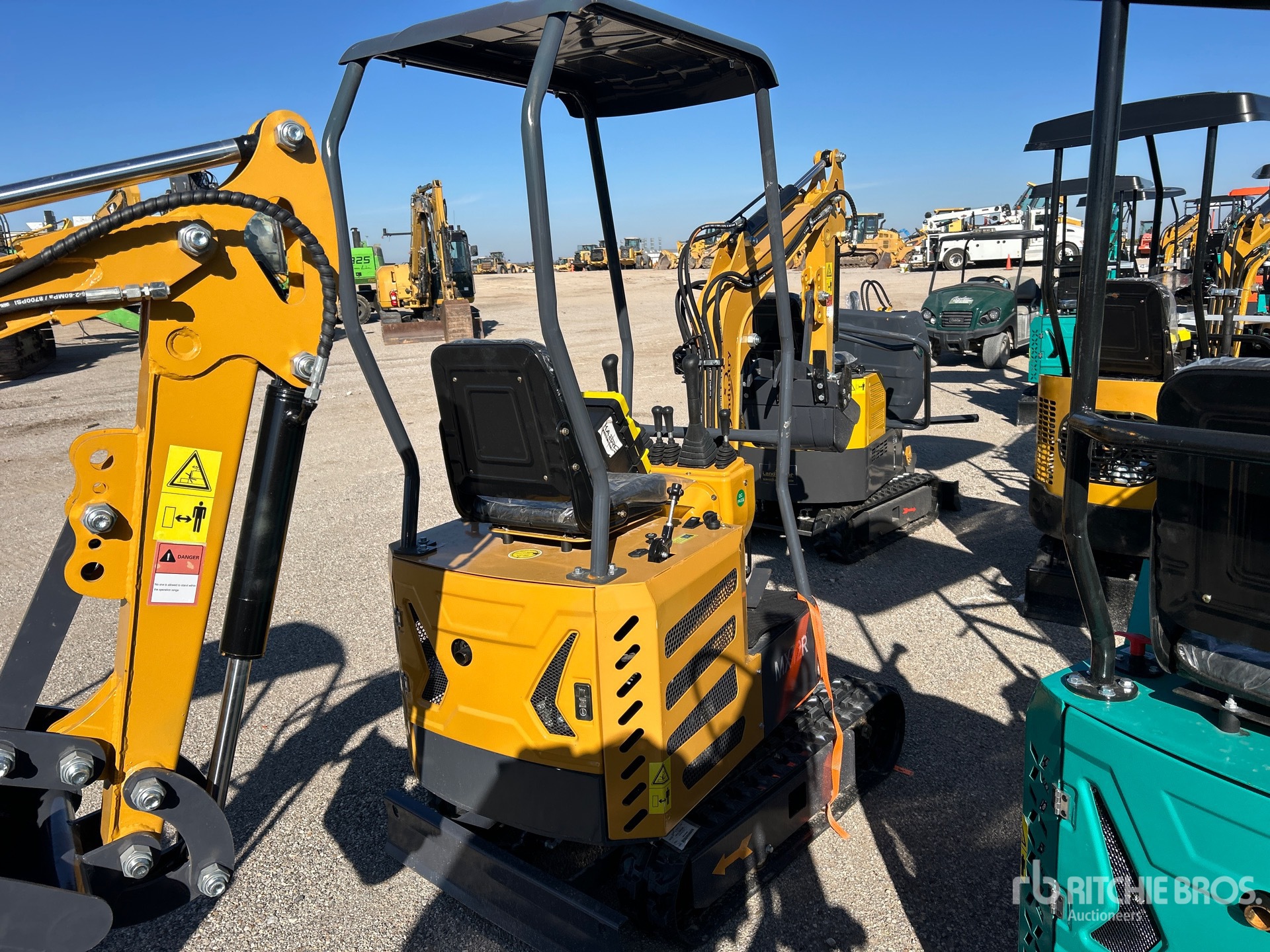 General Appearance with Picture, Right Rear Corner