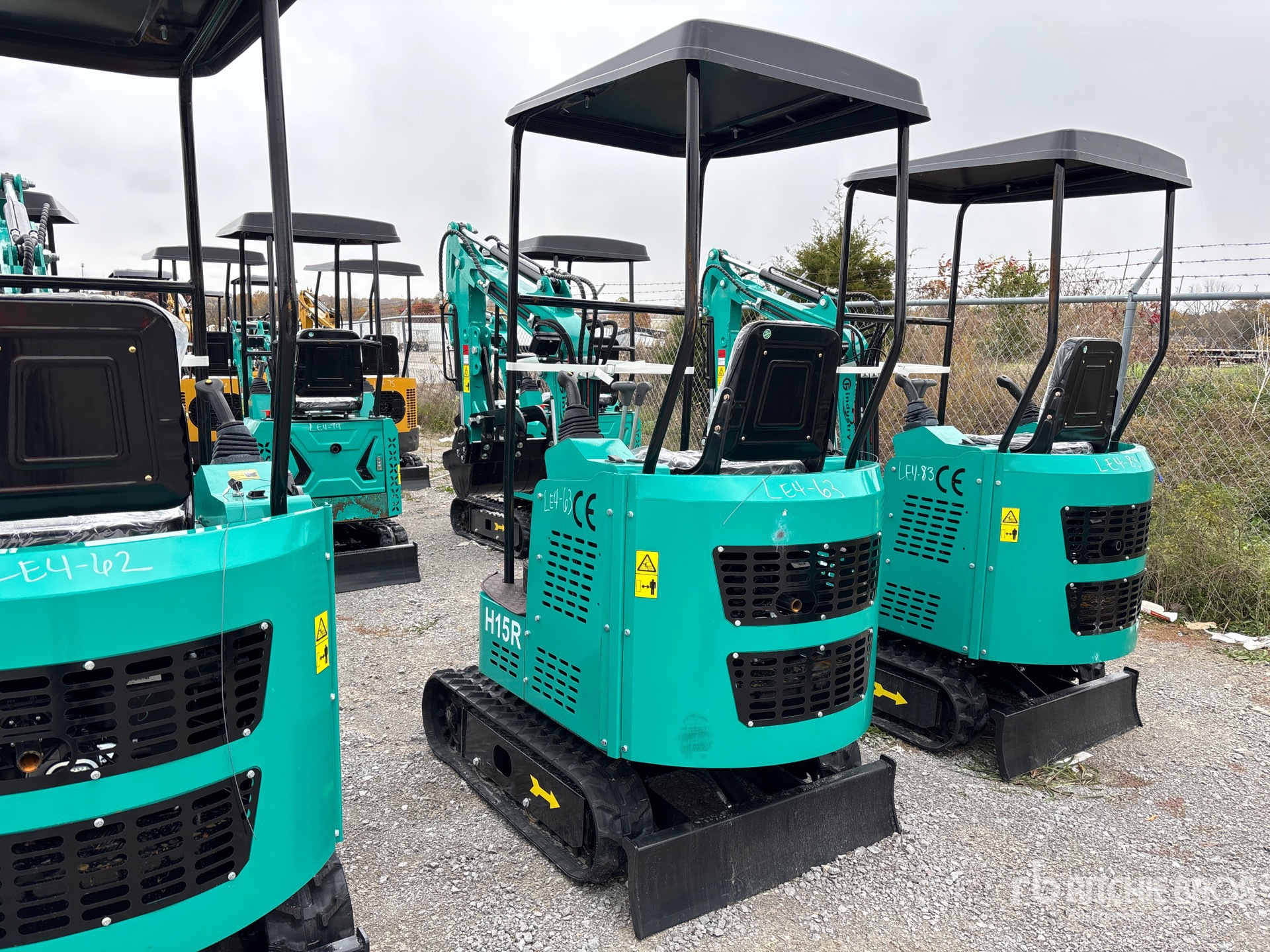 General Appearance with Picture, Left Rear Corner