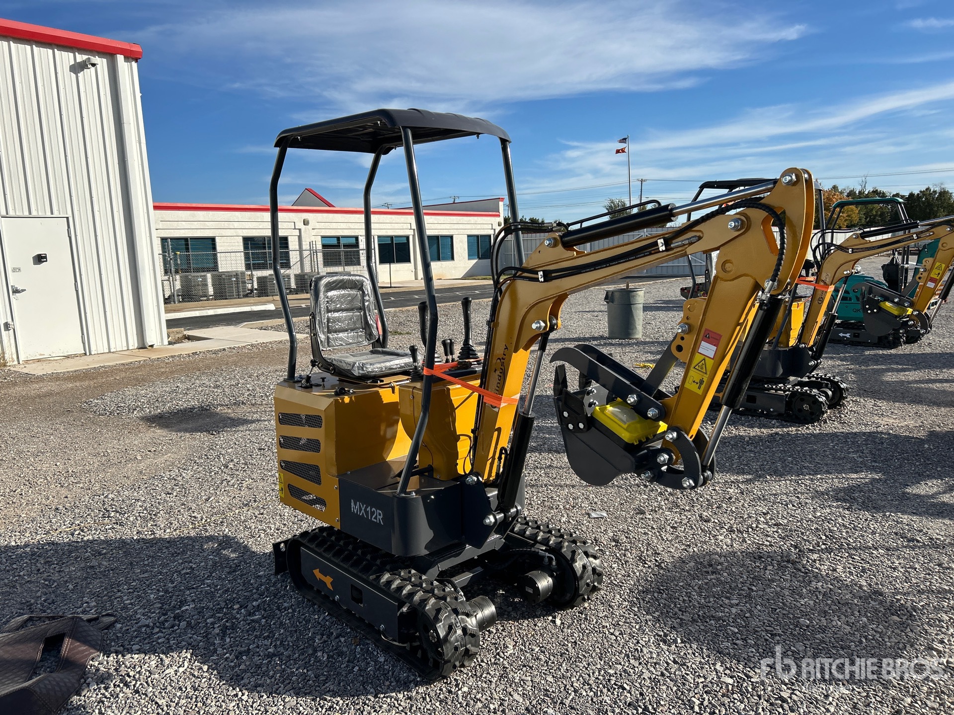 General Appearance with Picture, Right Front Corner