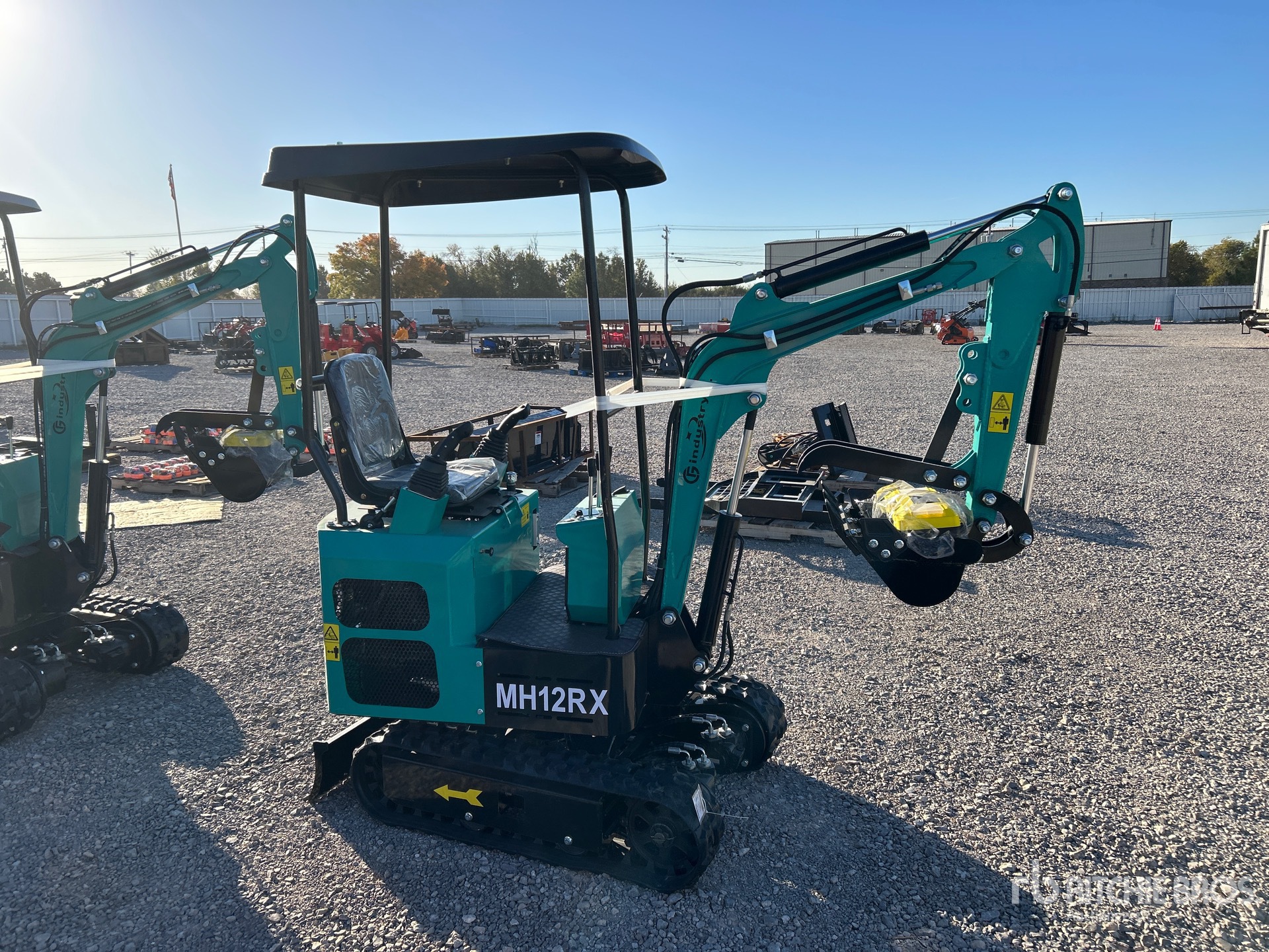 General Appearance with Picture, Right Front Corner