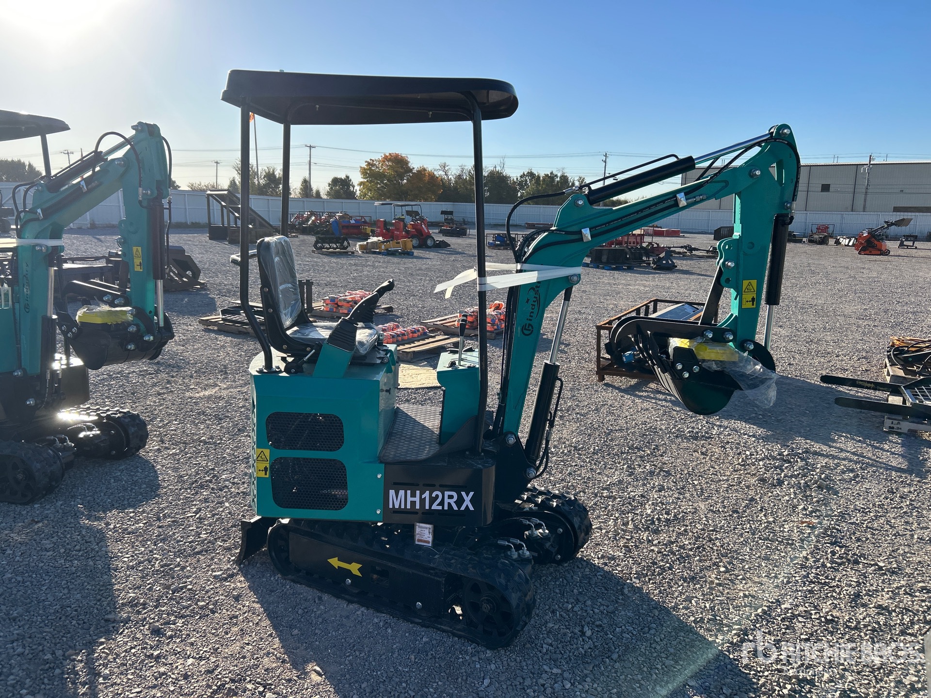 General Appearance with Picture, Right Front Corner