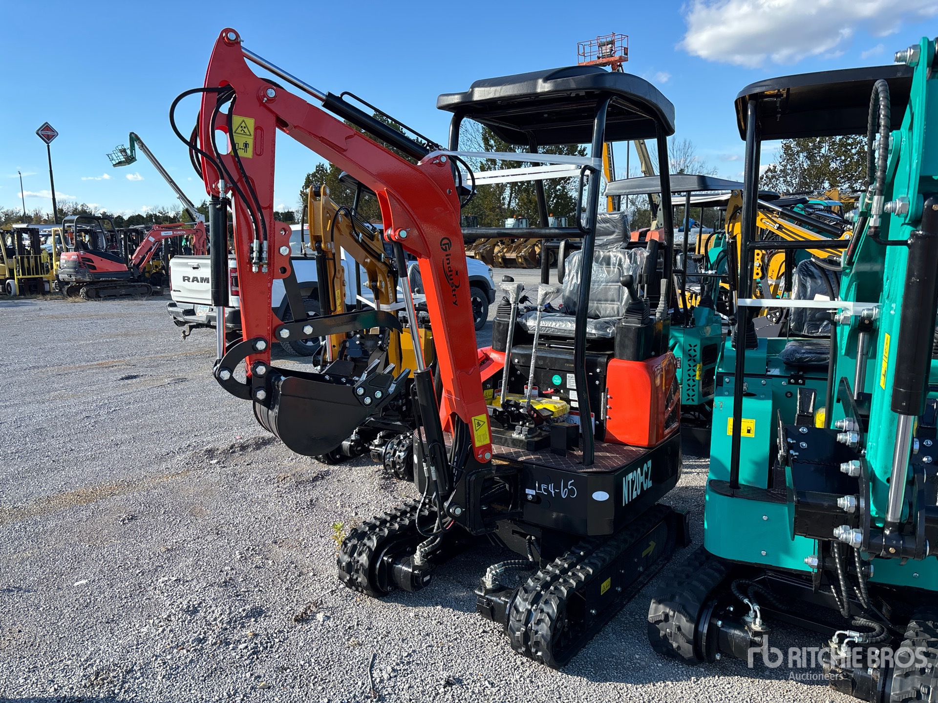 General Appearance with Picture, Left Front Corner