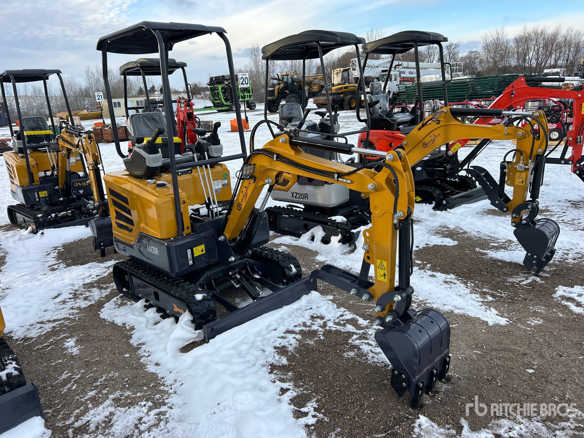 General Appearance with Picture, Right Front Corner