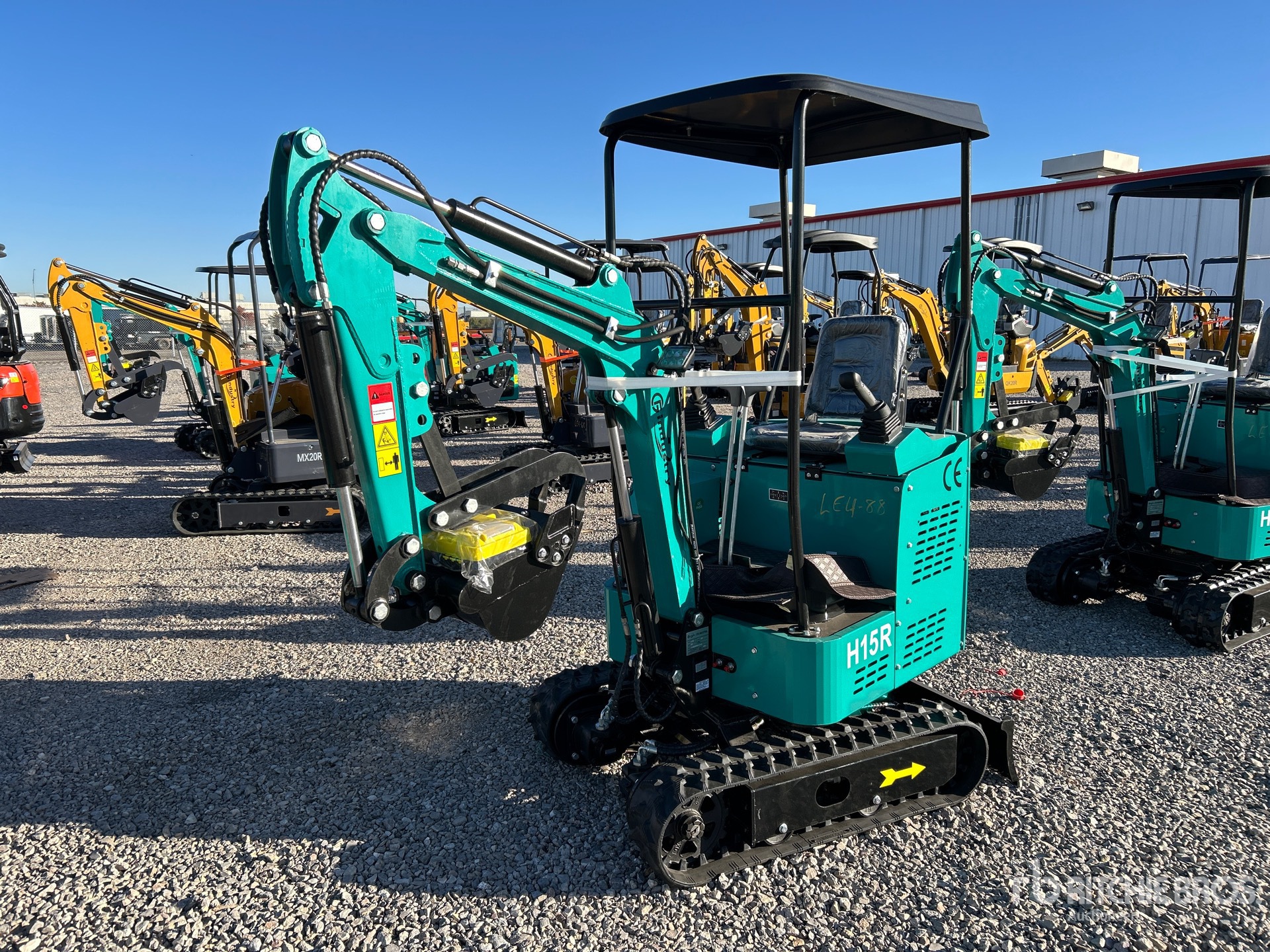 General Appearance with Picture, Left Front Corner