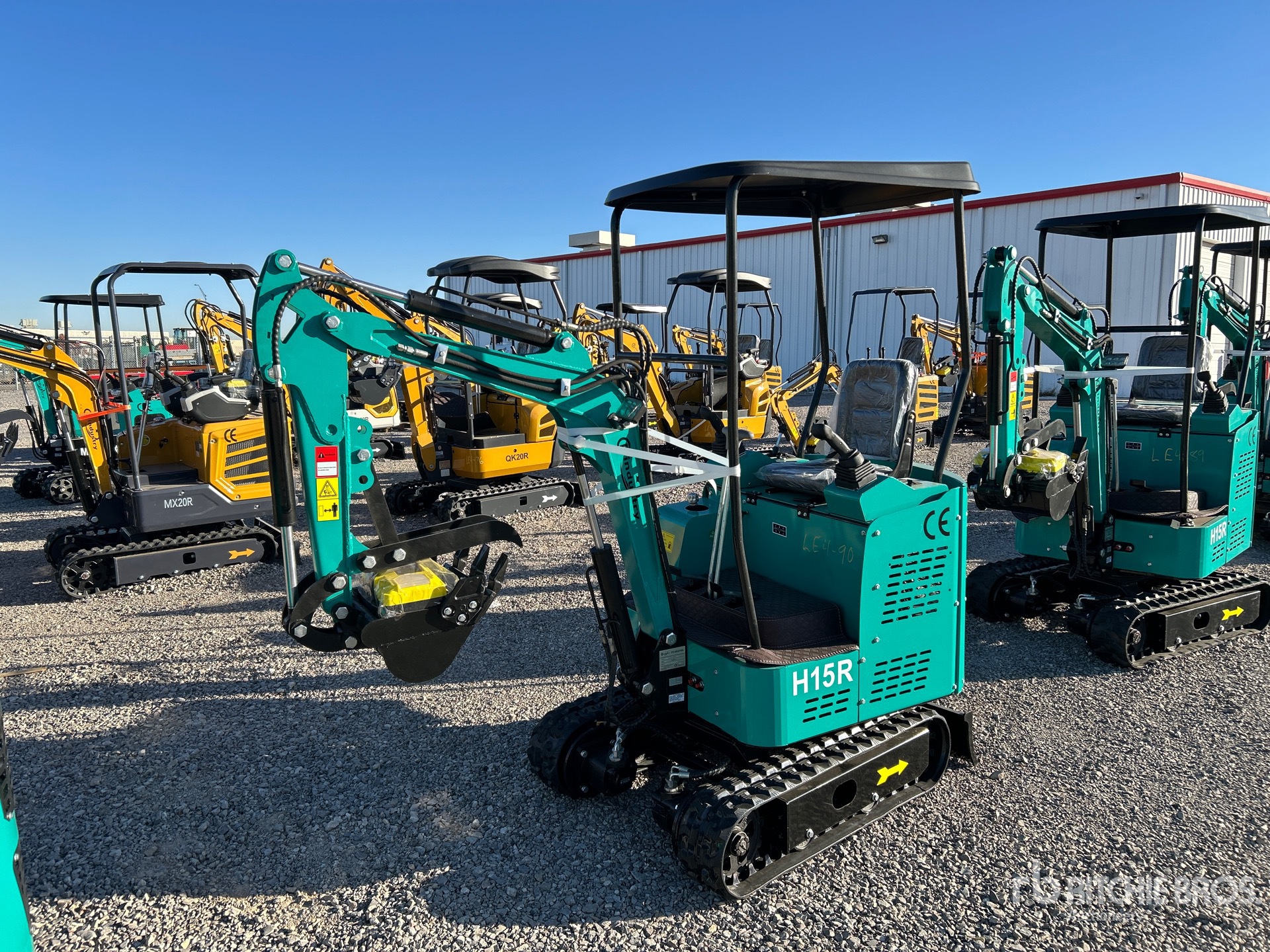 General Appearance with Picture, Left Front Corner