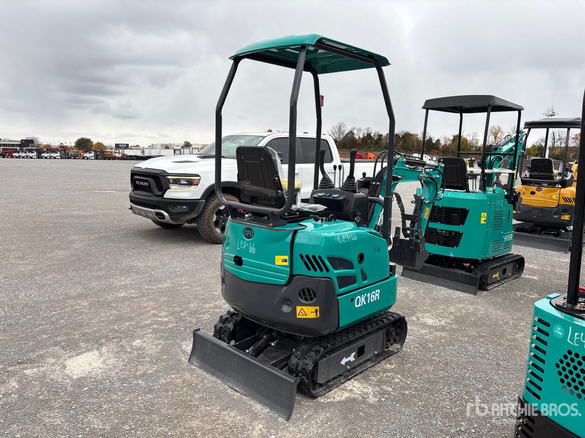 General Appearance with Picture, Right Rear Corner