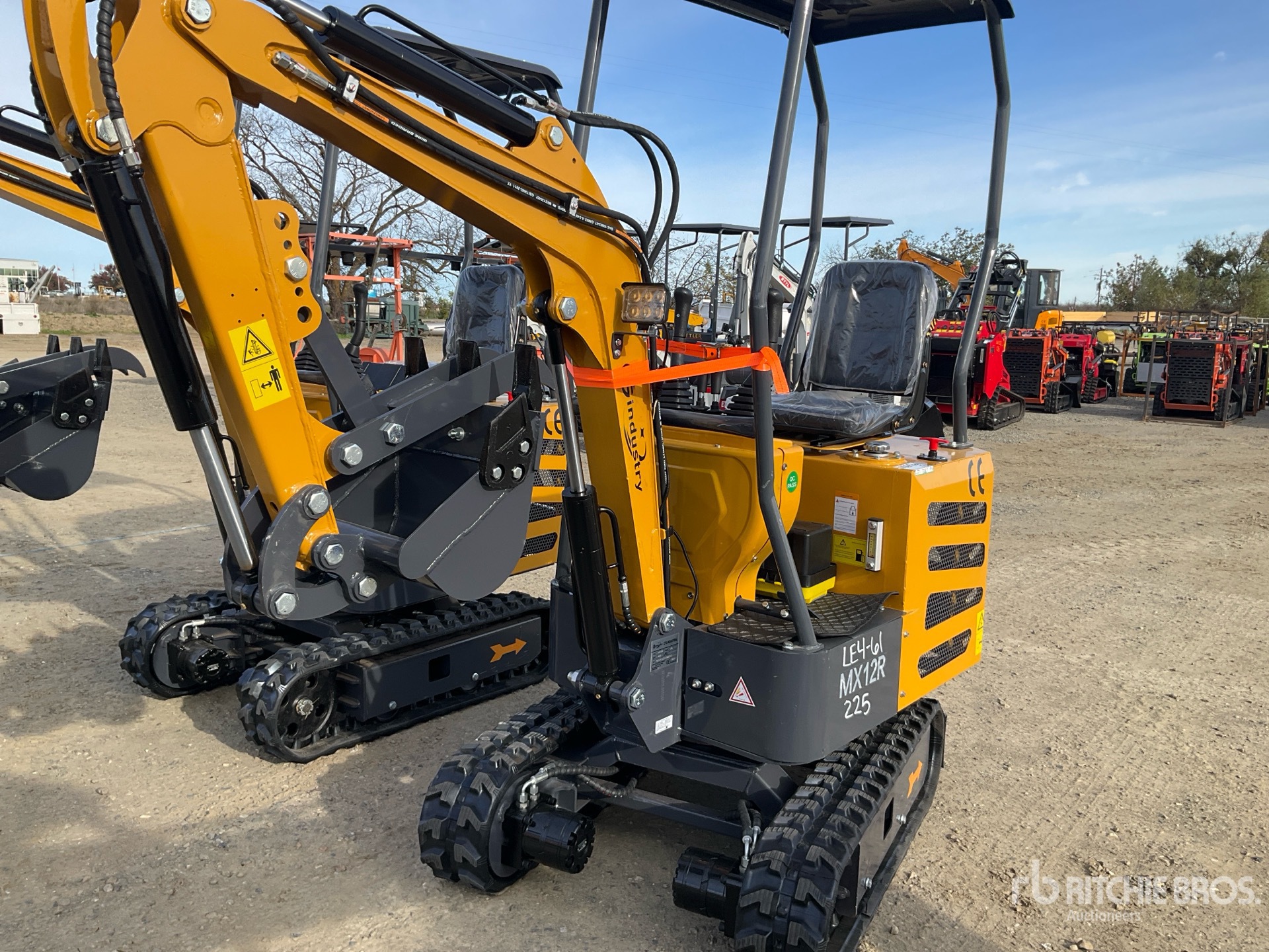 General Appearance with Featured Photo