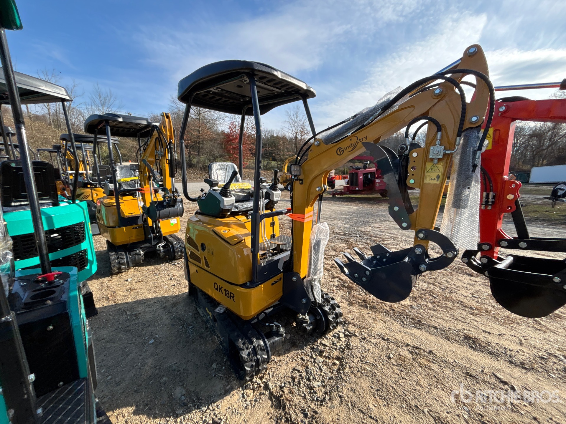 General Appearance with Picture, Right Front Corner