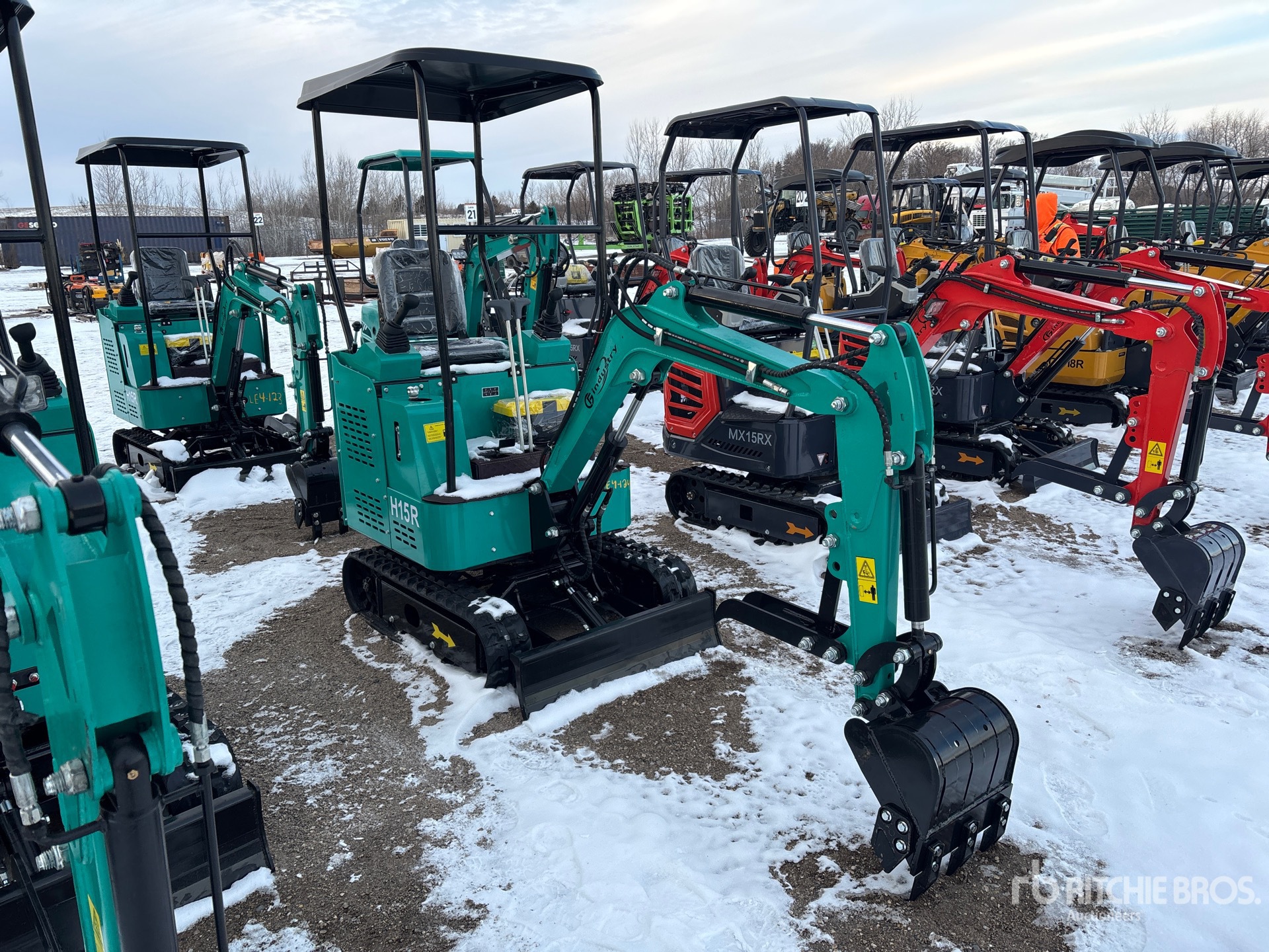 General Appearance with Picture, Right Front Corner