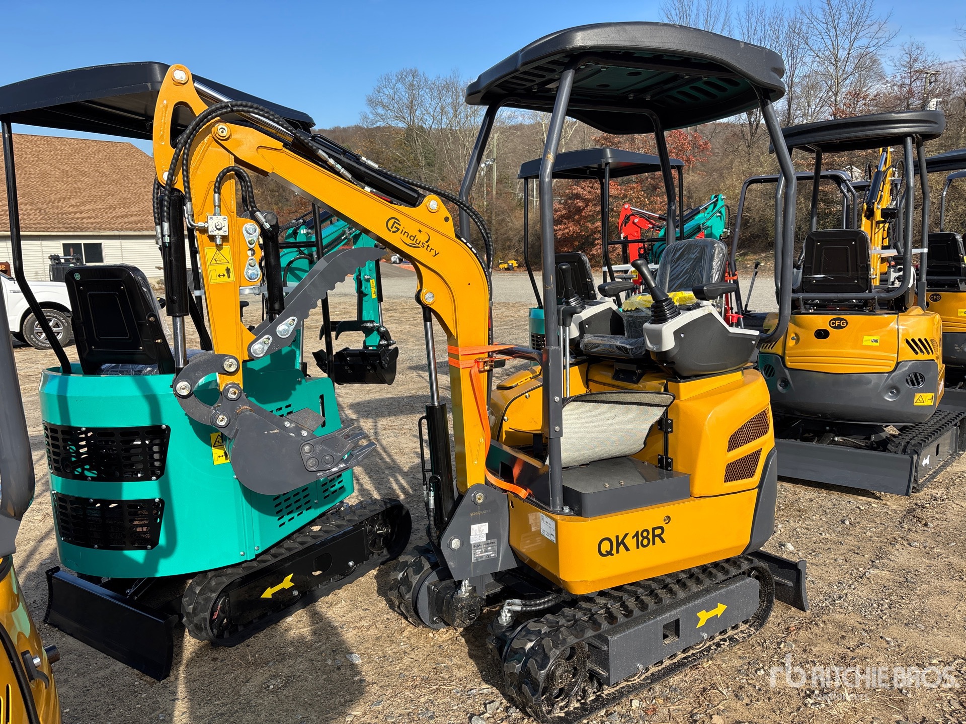 General Appearance with Picture, Left Front Corner