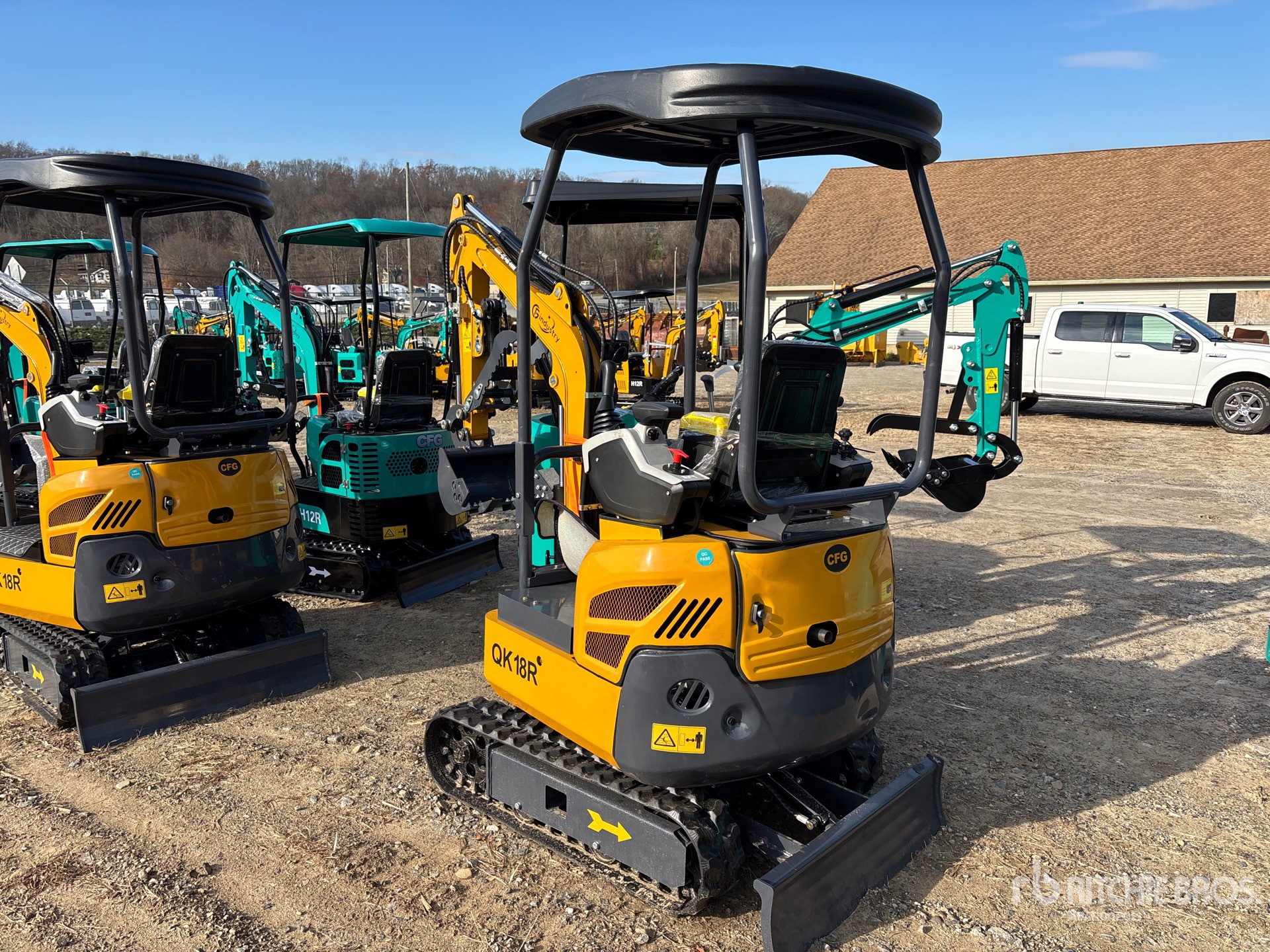 General Appearance with Picture, Left Rear Corner