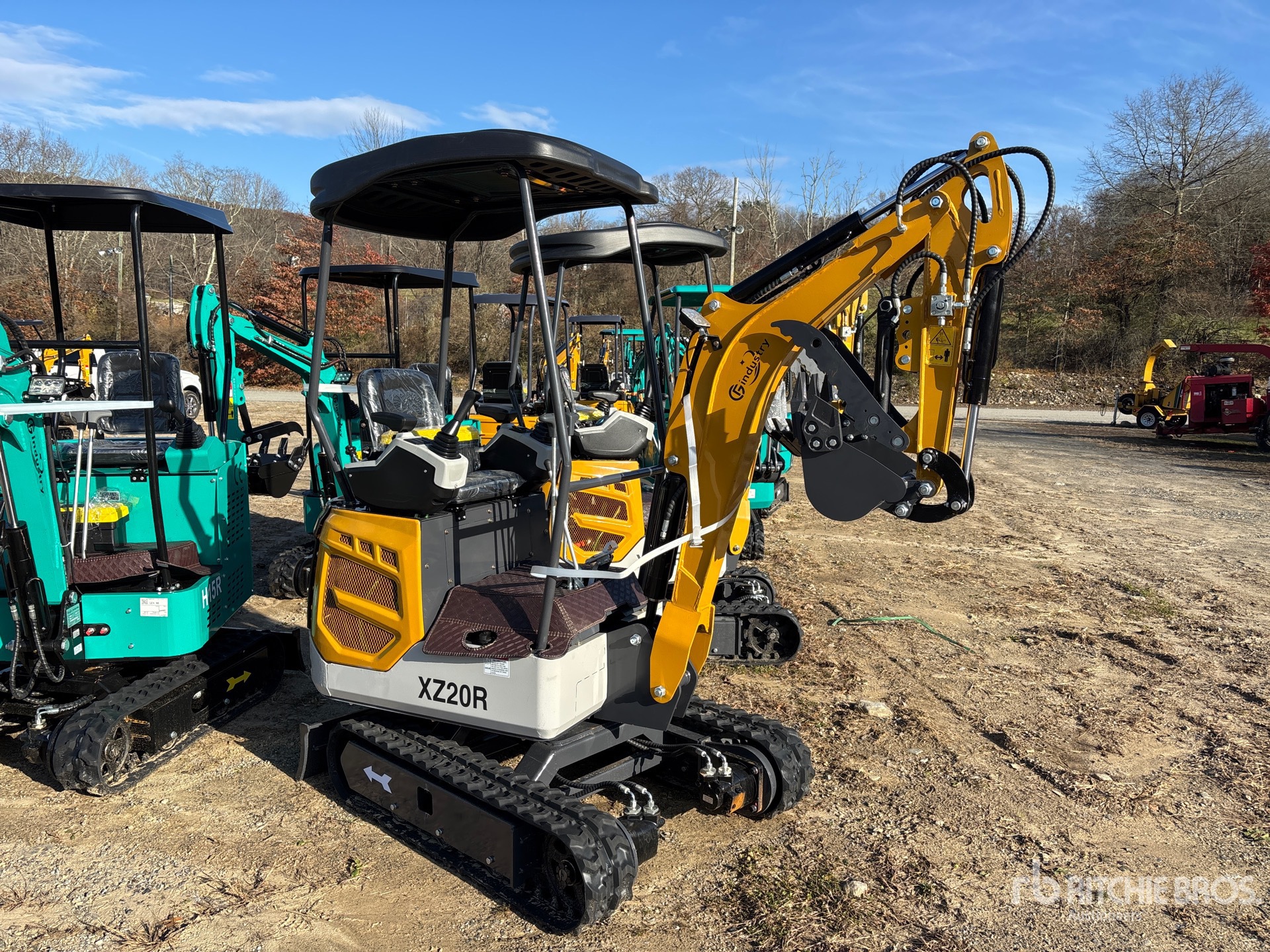 General Appearance with Picture, Right Front Corner