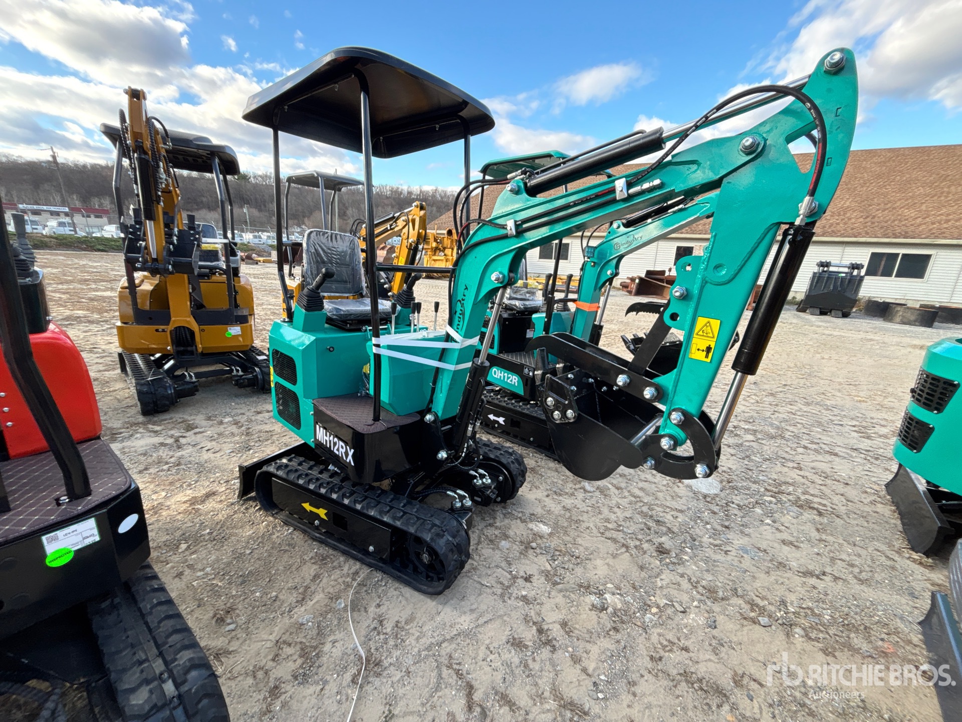 General Appearance with Picture, Right Front Corner