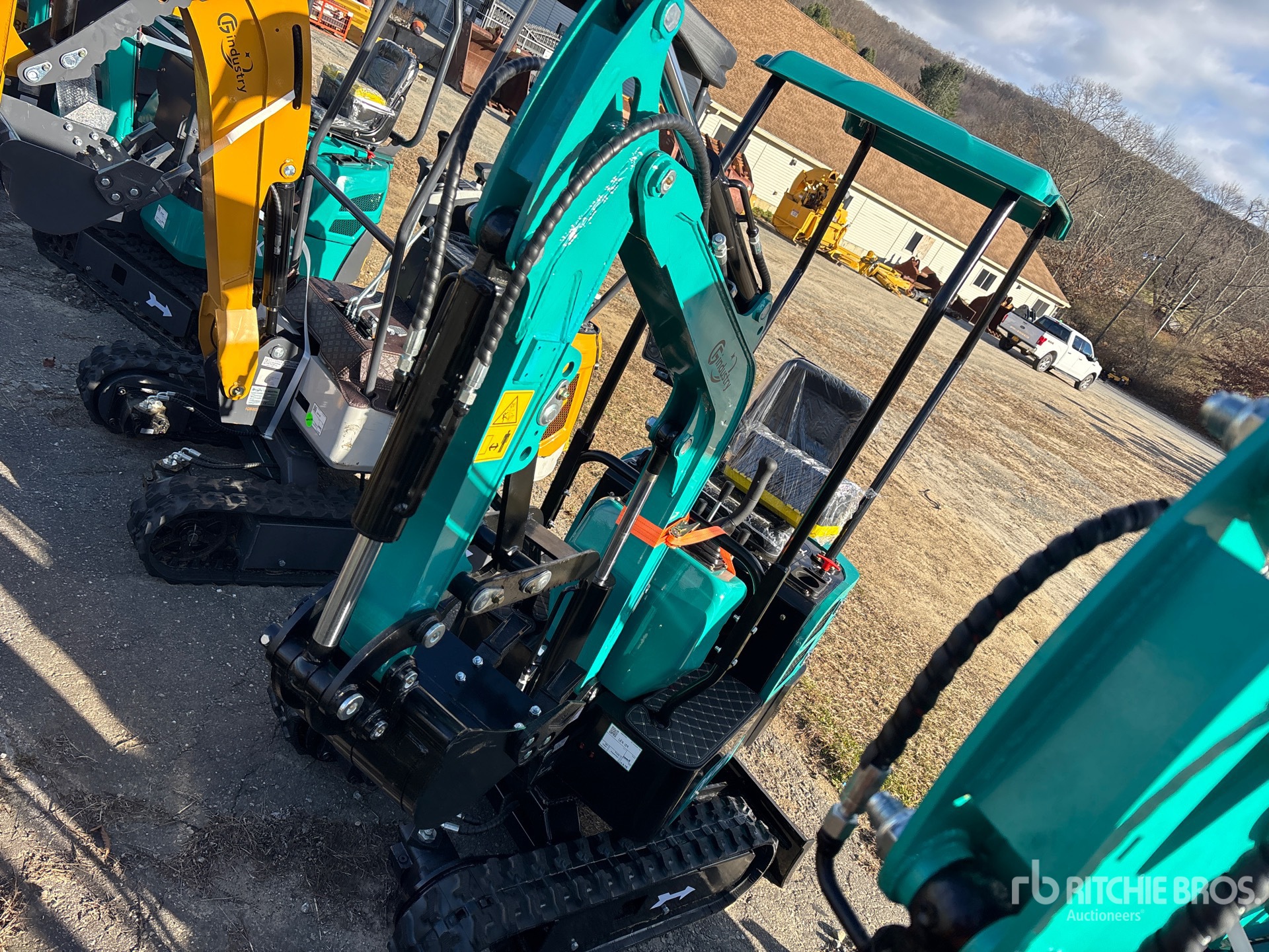 General Appearance with Featured Photo