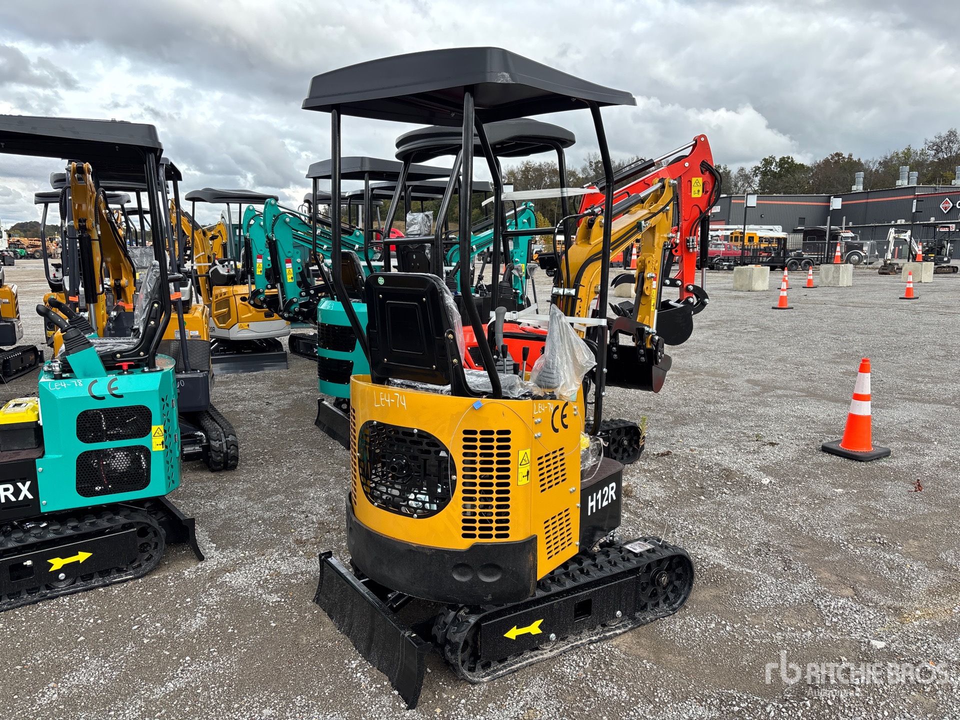 General Appearance with Picture, Right Rear Corner