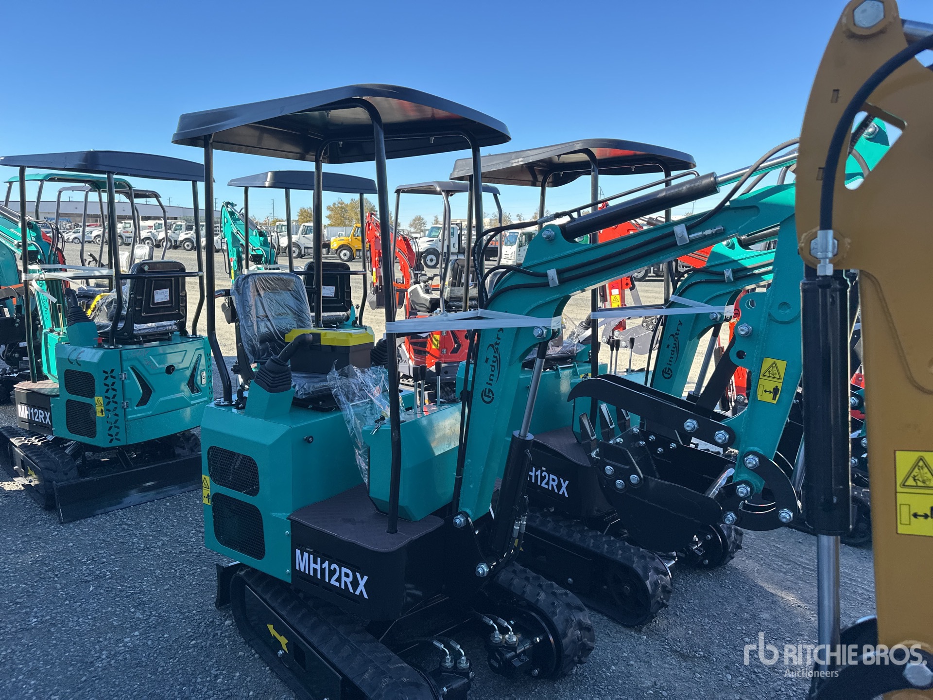 General Appearance with Picture, Right Front Corner