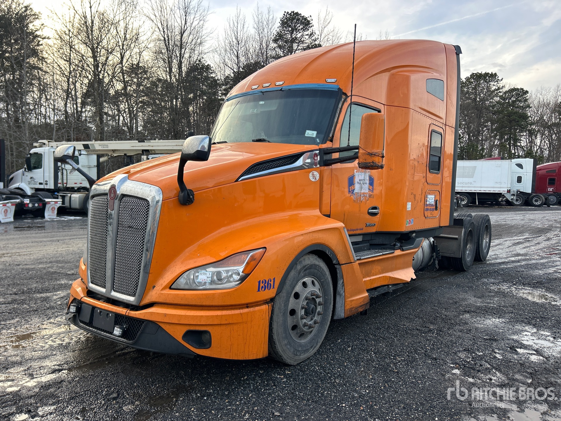 General Appearance with Picture, Left Front Corner