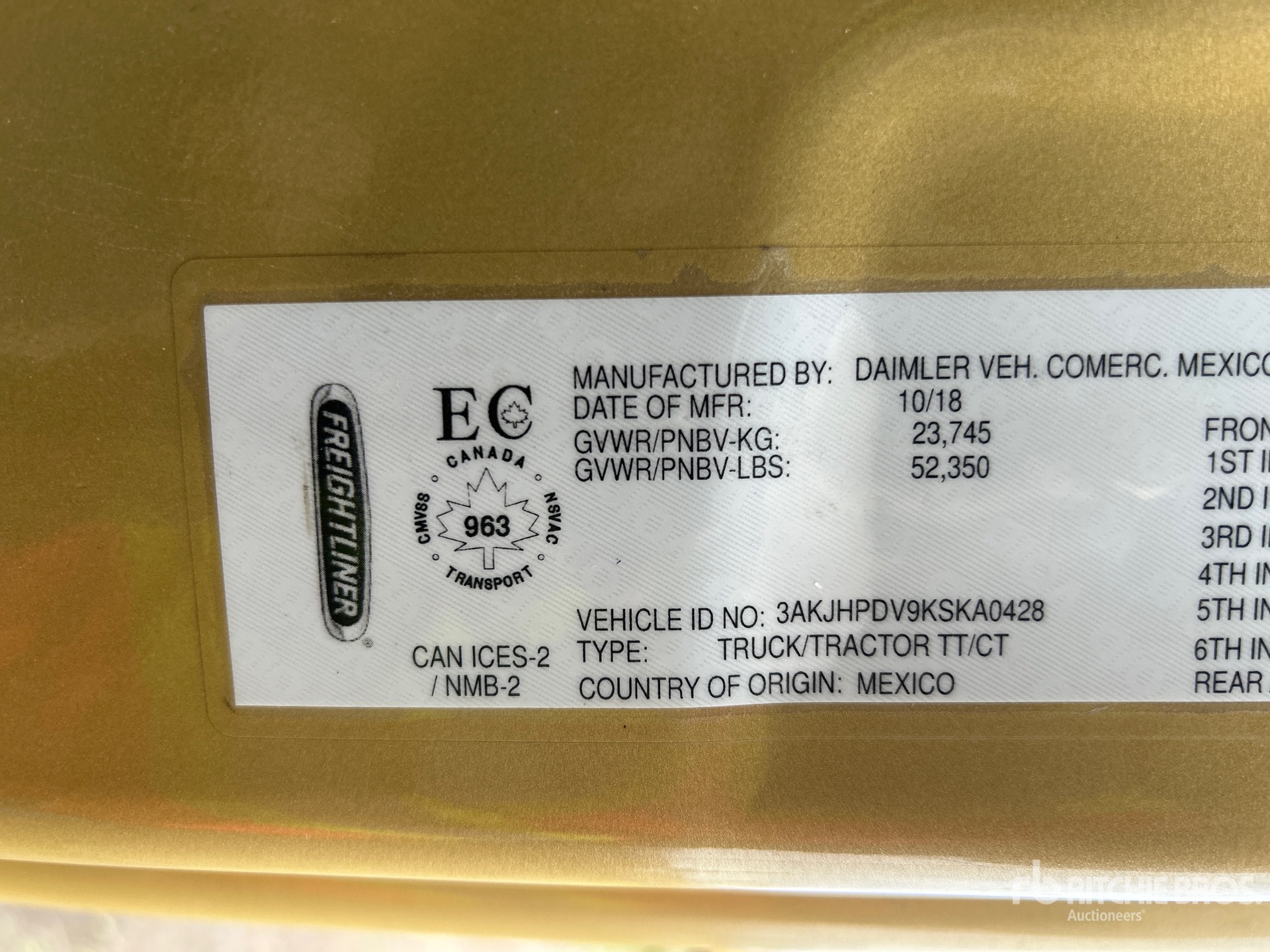 General Appearance with Seriennummer / FIN