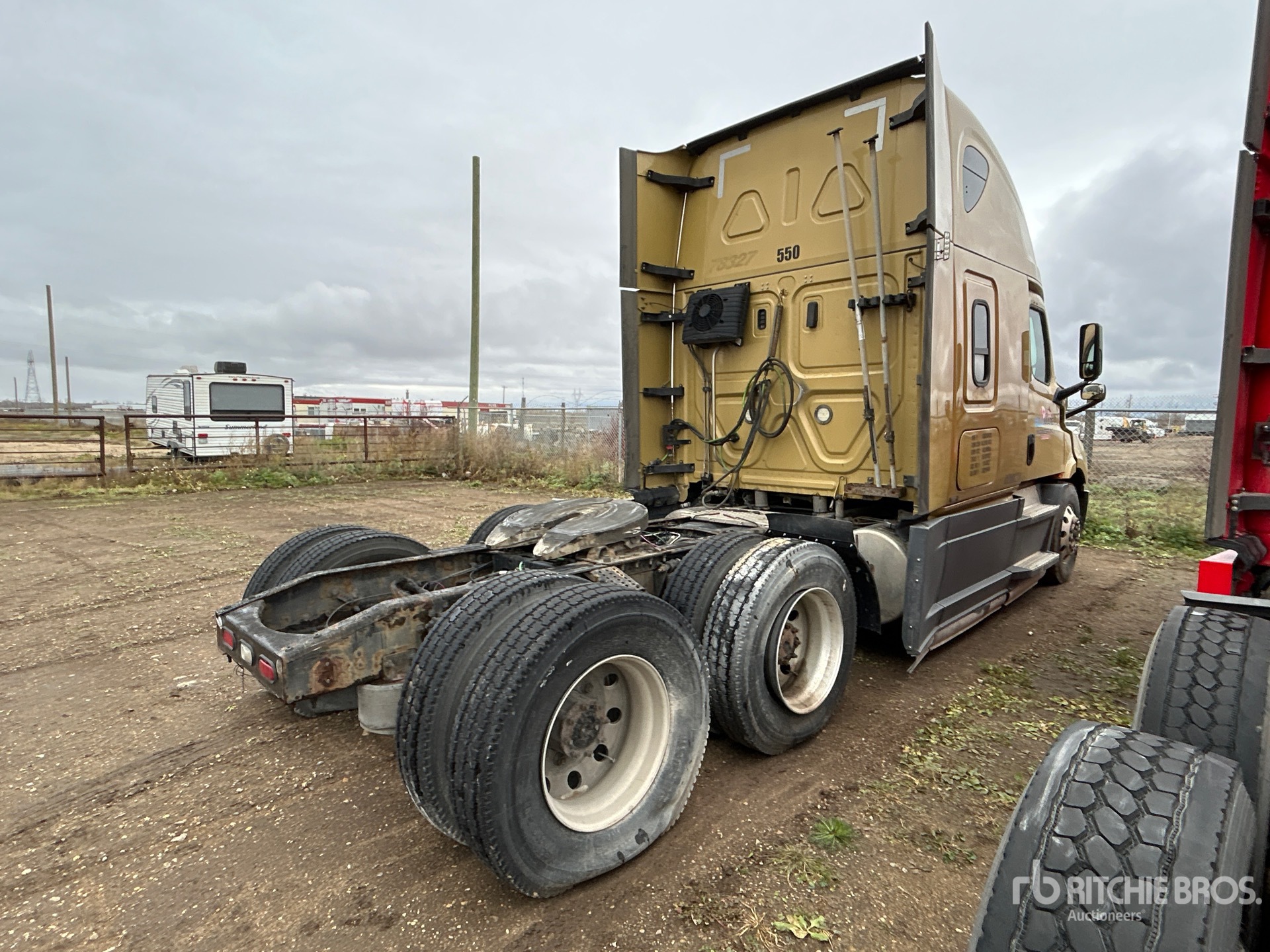 General Appearance with Bild, Ecke hinten rechts