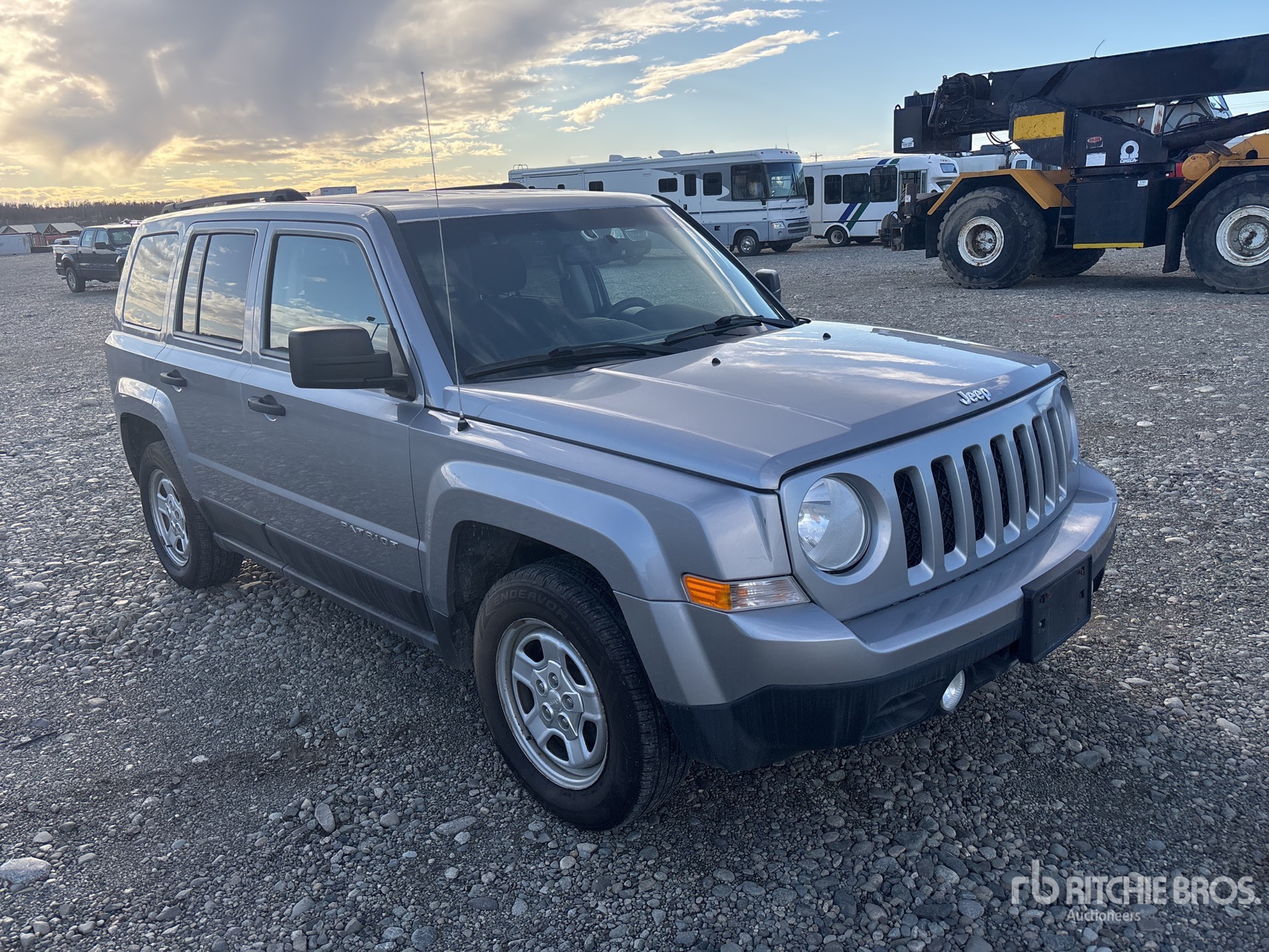 General Appearance with Picture, Right Front Corner